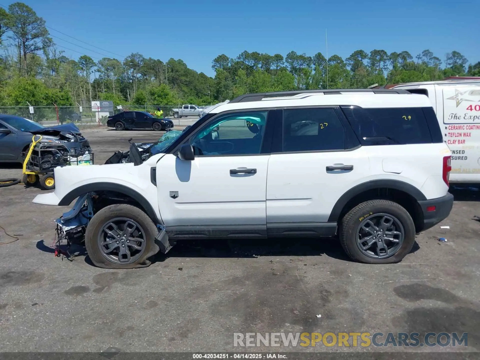 14 Photograph of a damaged car 3FMCR9B66RRE83642 FORD BRONCO SPORT 2024