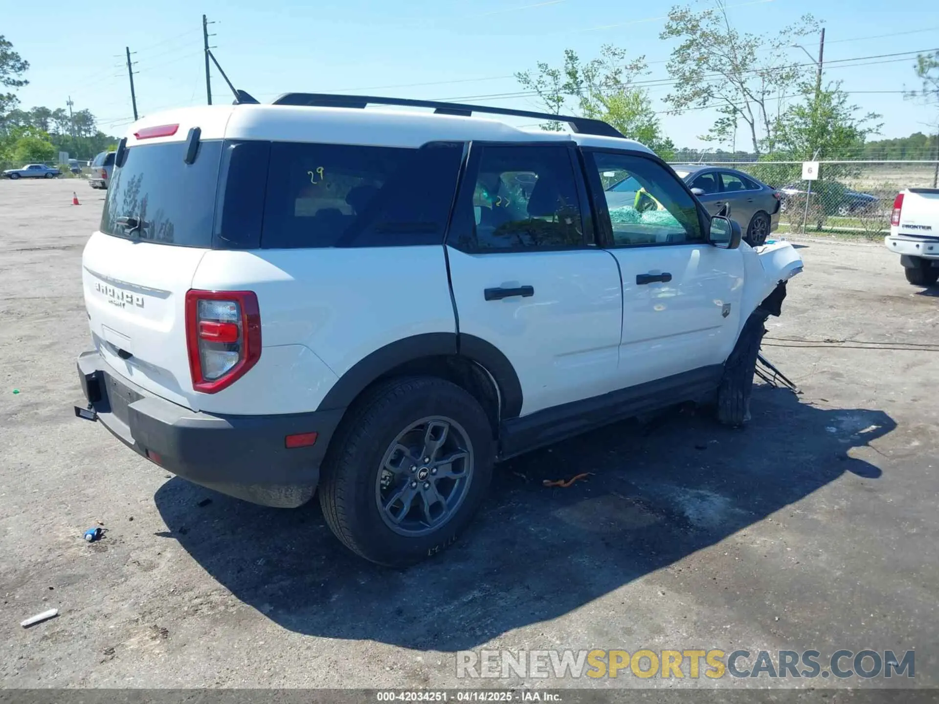 4 Photograph of a damaged car 3FMCR9B66RRE83642 FORD BRONCO SPORT 2024
