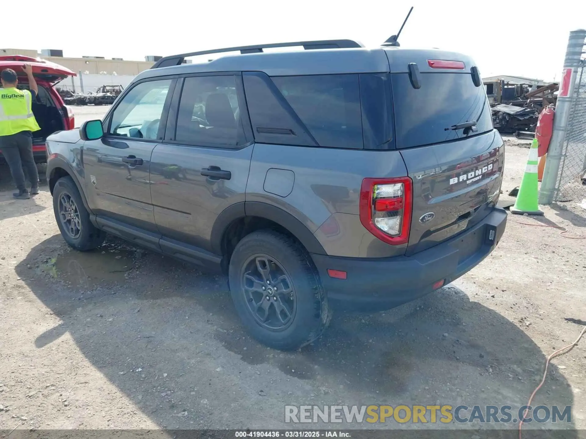 3 Photograph of a damaged car 3FMCR9B67RRE34773 FORD BRONCO SPORT 2024