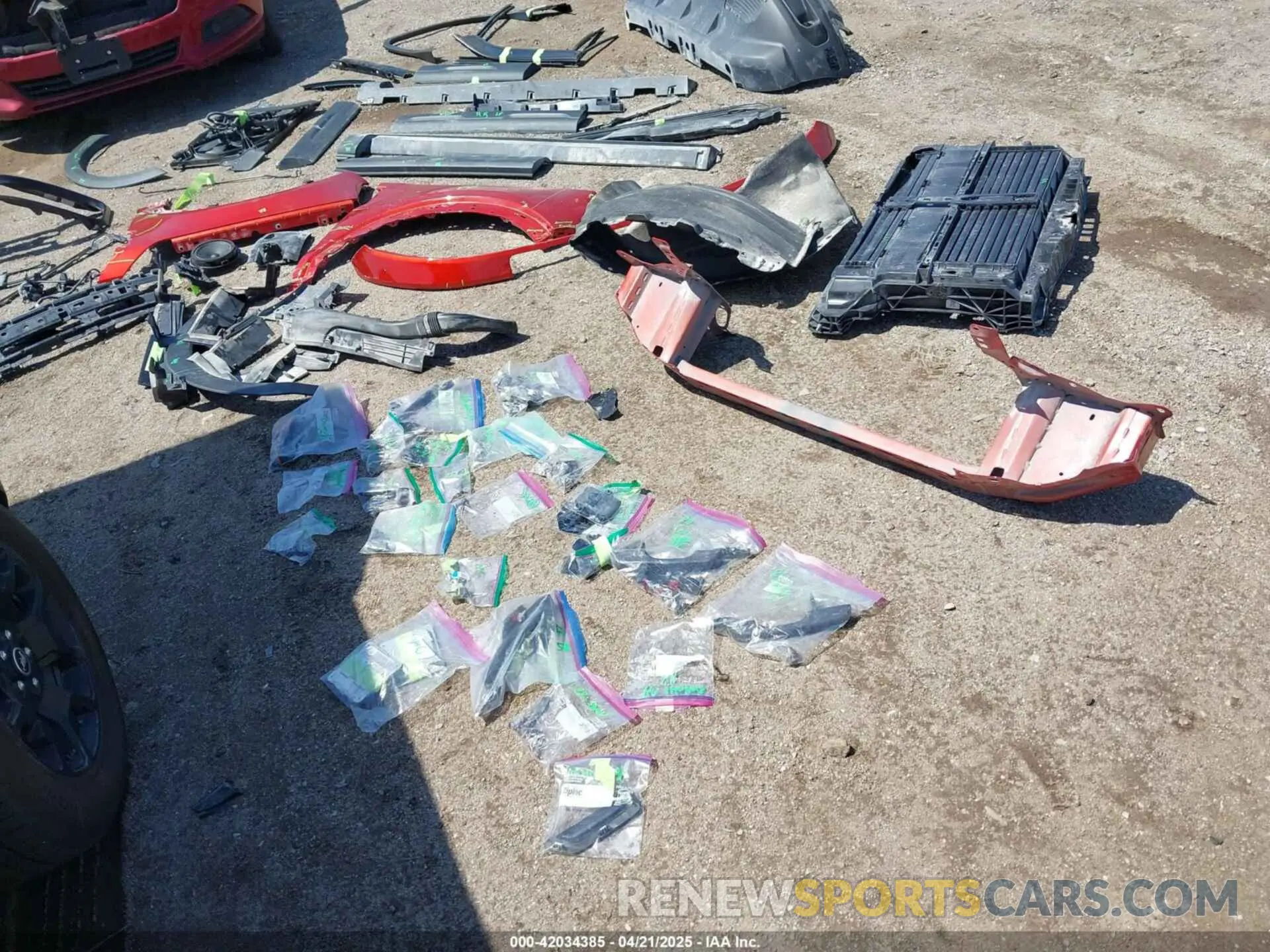 12 Photograph of a damaged car 3FMCR9B69RRE85305 FORD BRONCO SPORT 2024