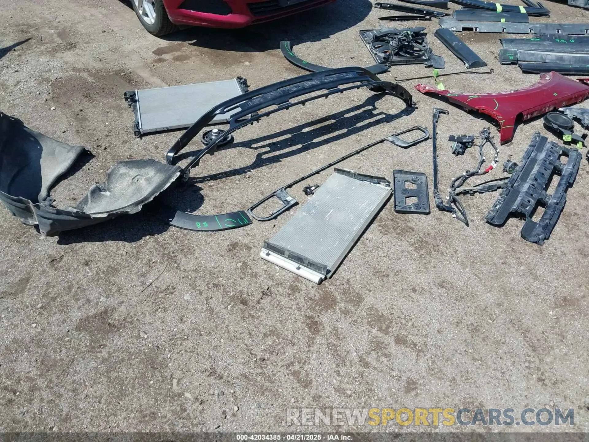18 Photograph of a damaged car 3FMCR9B69RRE85305 FORD BRONCO SPORT 2024
