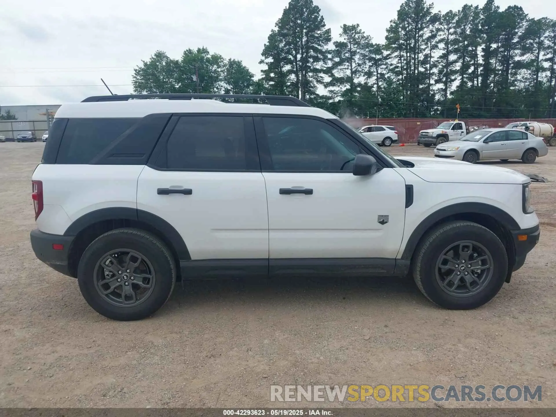 13 Photograph of a damaged car 3FMCR9B69RRE97938 FORD BRONCO SPORT 2024