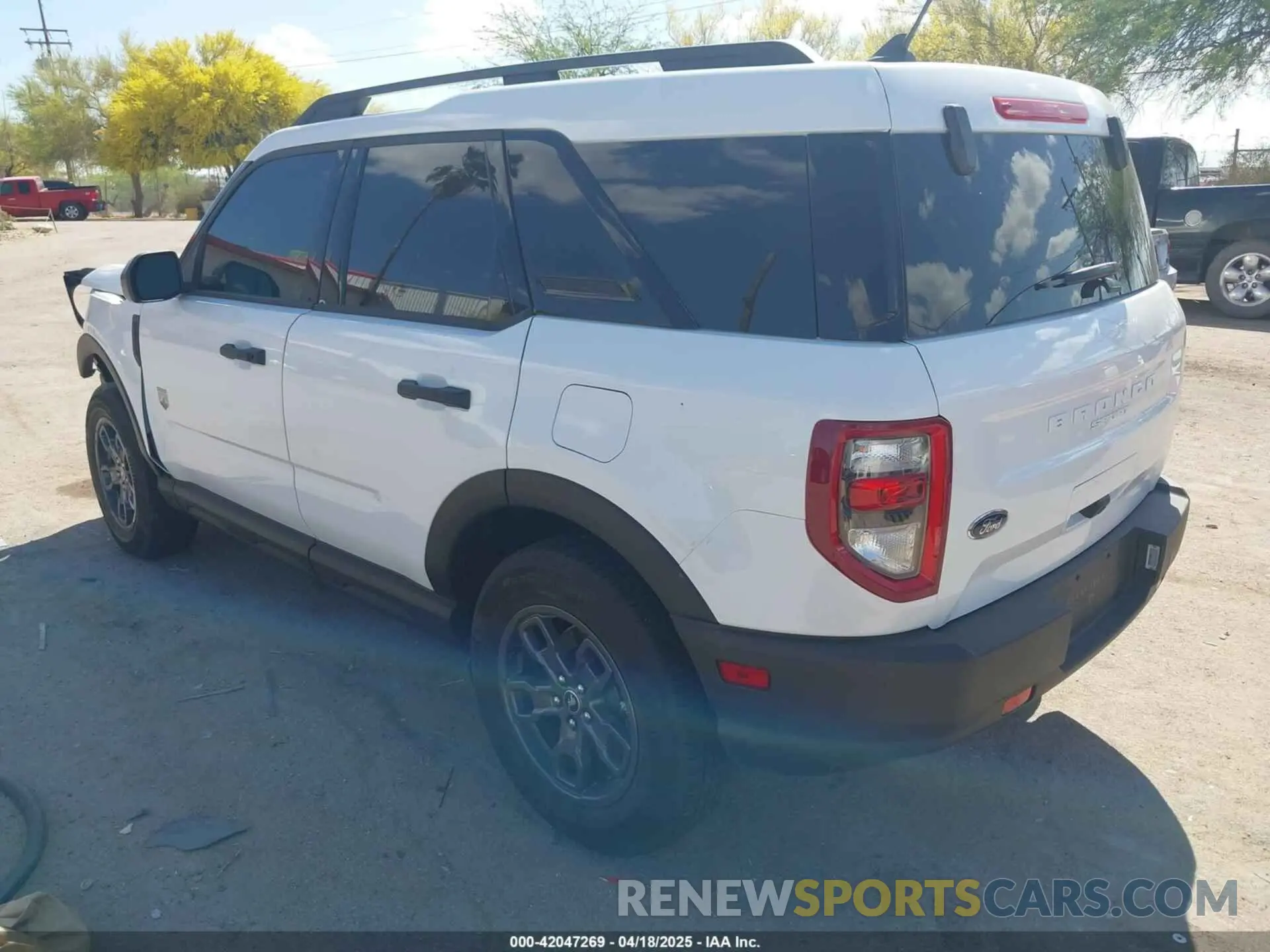 3 Photograph of a damaged car 3FMCR9B69RRF50248 FORD BRONCO SPORT 2024