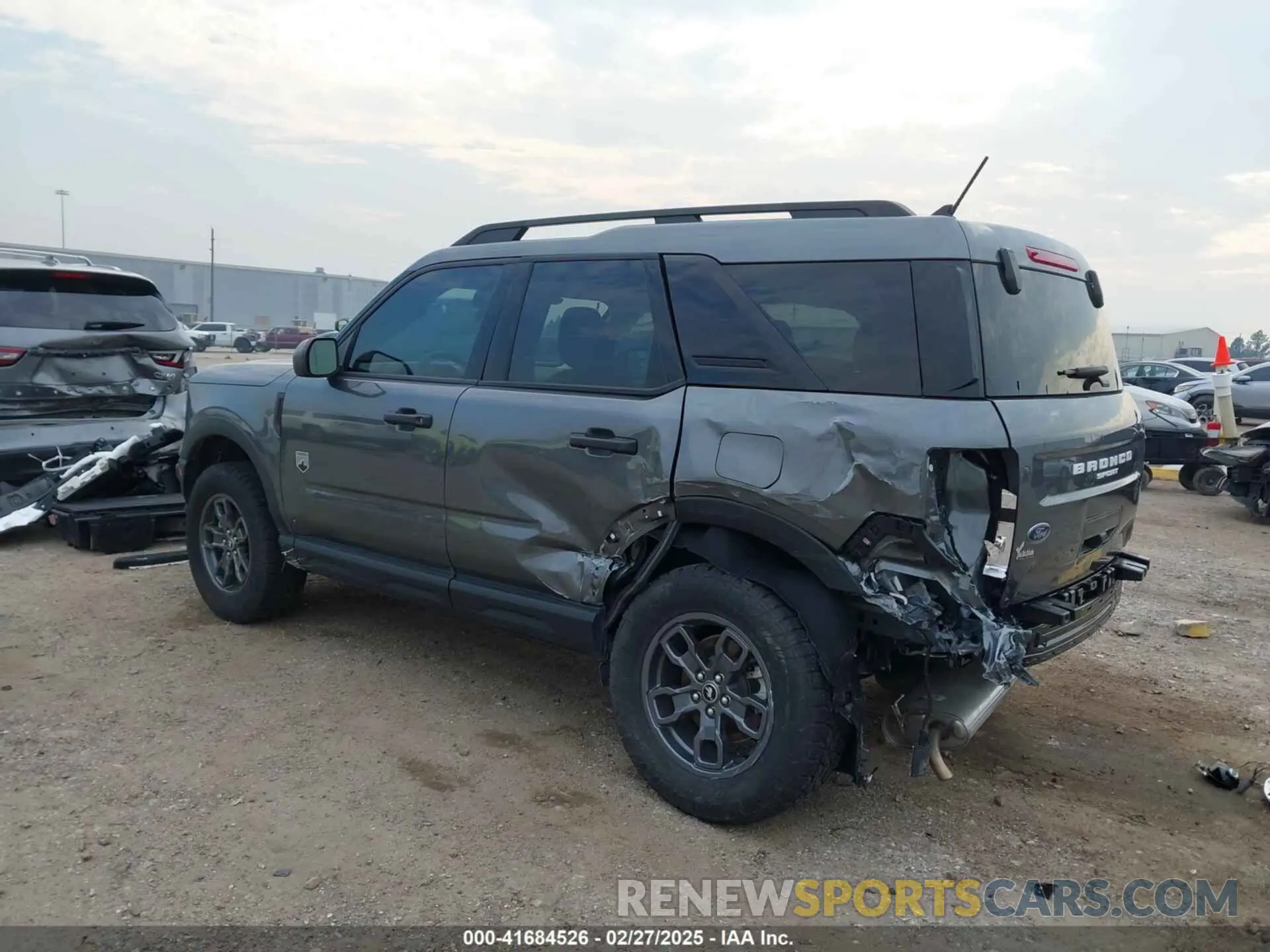 3 Photograph of a damaged car 3FMCR9B6XRRE93526 FORD BRONCO SPORT 2024