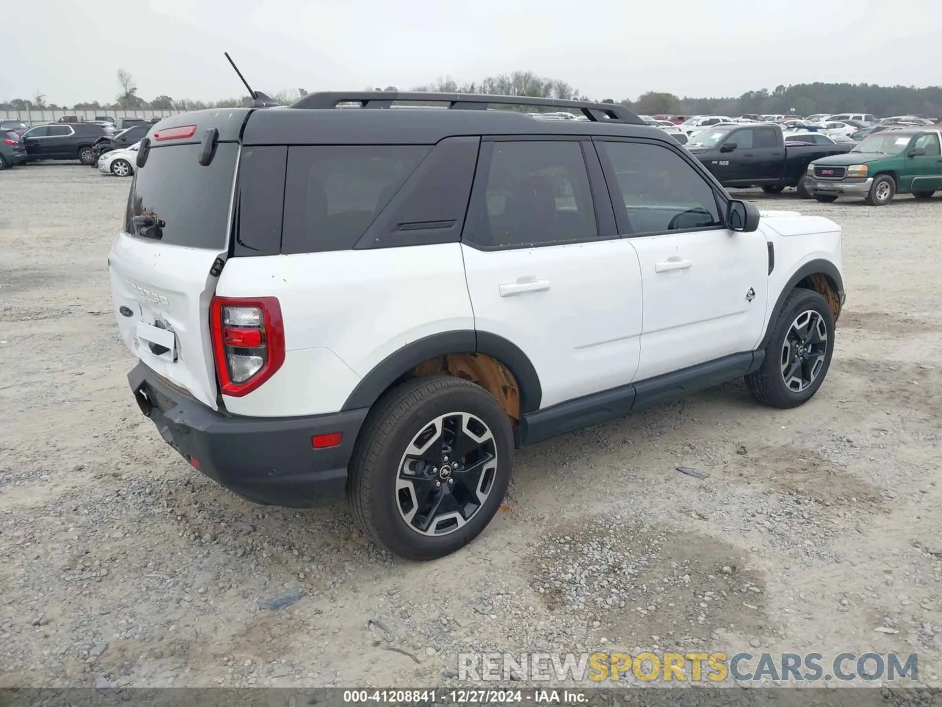4 Photograph of a damaged car 3FMCR9C63RRE32811 FORD BRONCO SPORT 2024
