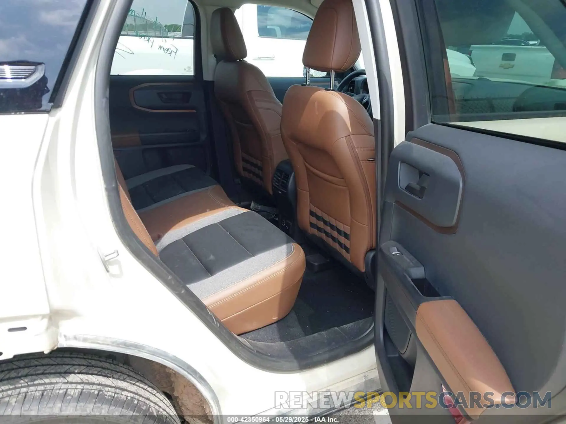 8 Photograph of a damaged car 3FMCR9C68RRE59647 FORD BRONCO SPORT 2024