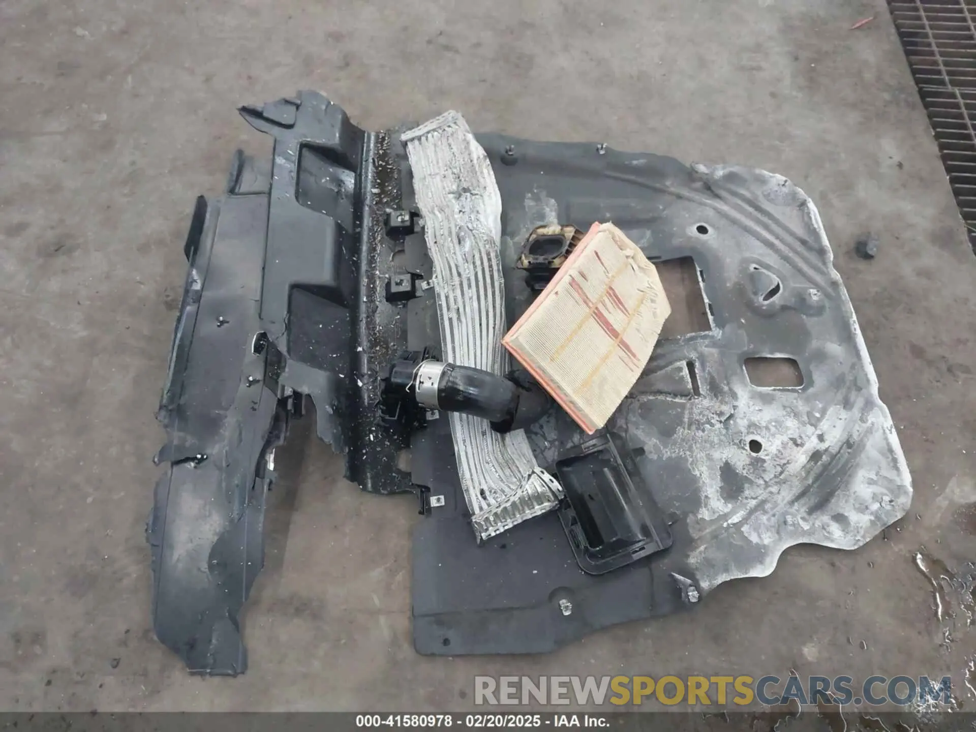 11 Photograph of a damaged car 3FMCR9C69RRE07248 FORD BRONCO SPORT 2024