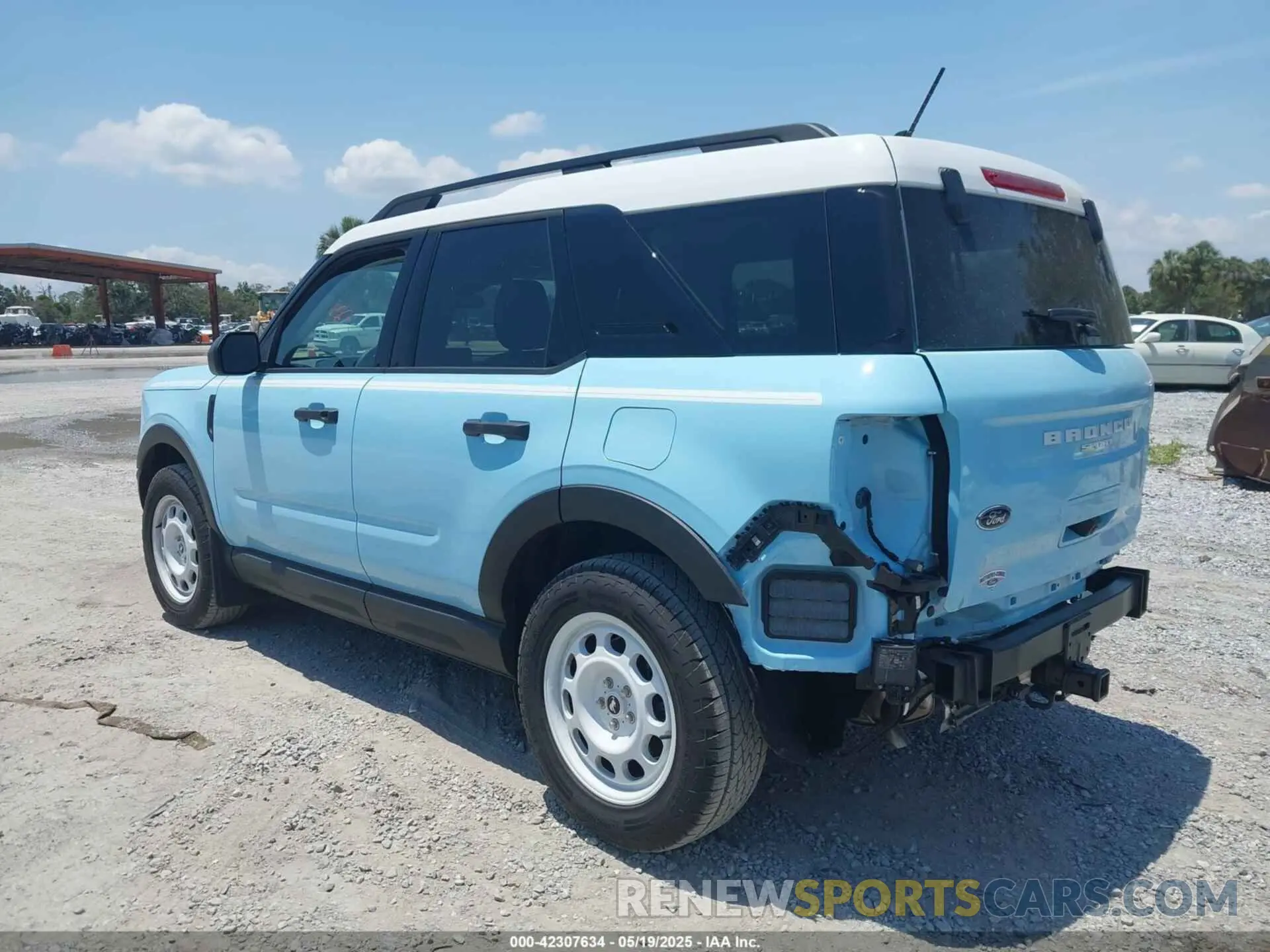3 Photograph of a damaged car 3FMCR9G65RRF35612 FORD BRONCO SPORT 2024