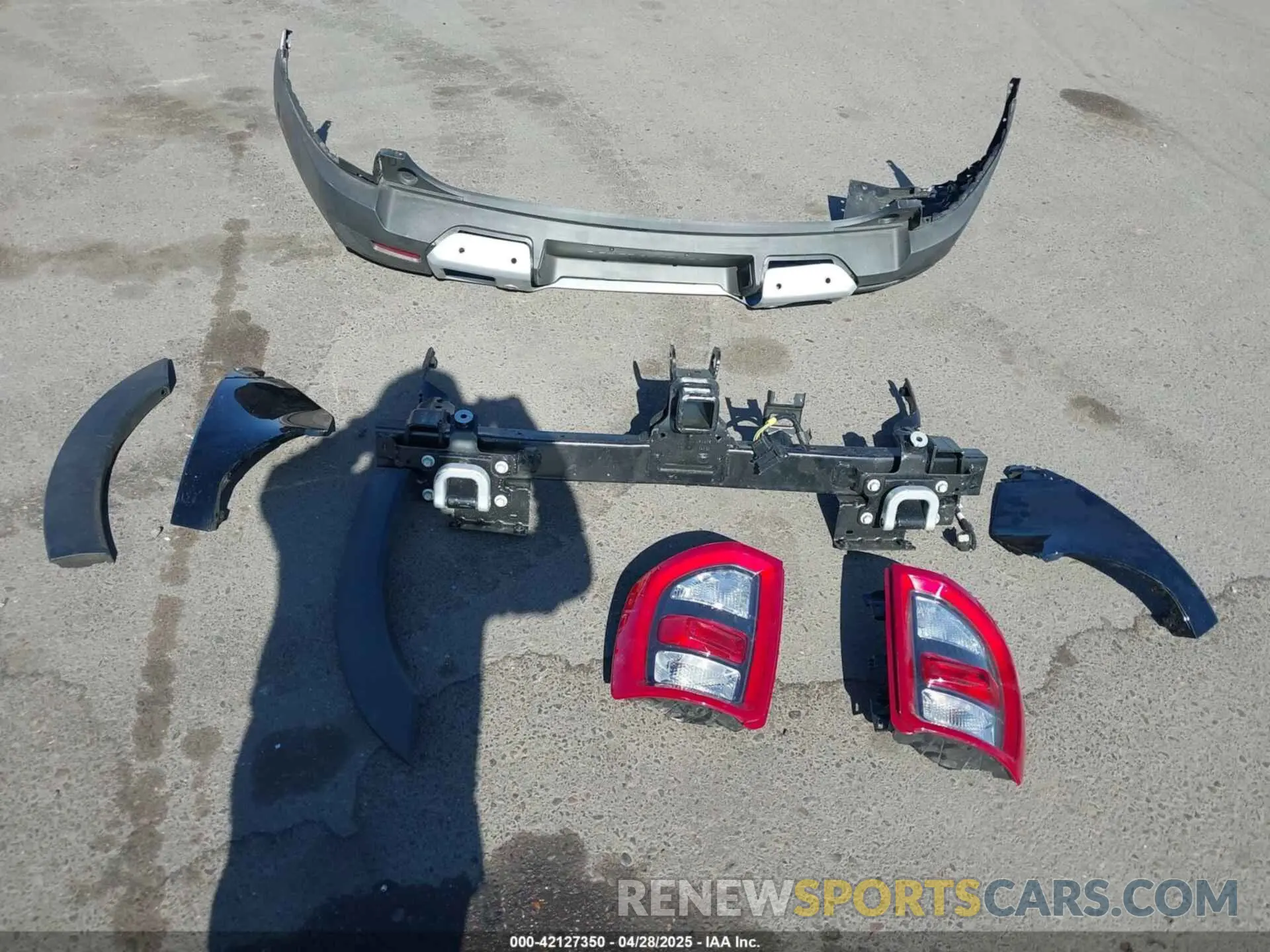 12 Photograph of a damaged car 3FMCR9BN2SRE14749 FORD BRONCO SPORT 2025