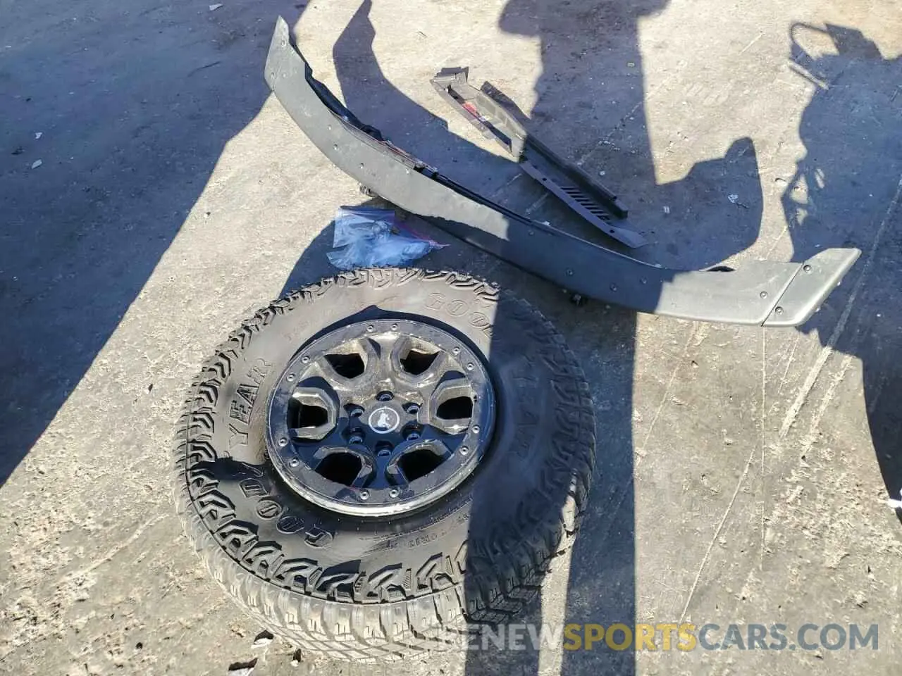 13 Photograph of a damaged car 1FMEE2BP3RLB31198 FORD BRONCO WIL 2024