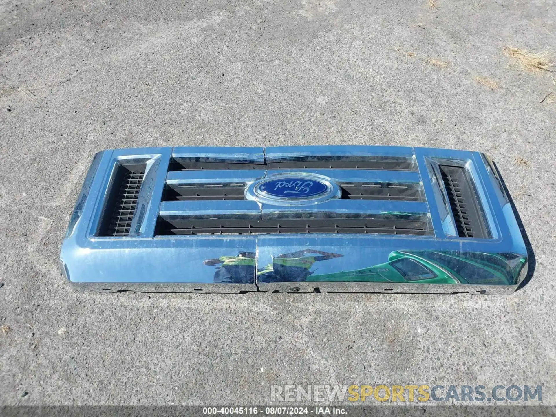 12 Photograph of a damaged car 1FDEE3FS6KDC17707 FORD E-350 CUTAWAY 2019