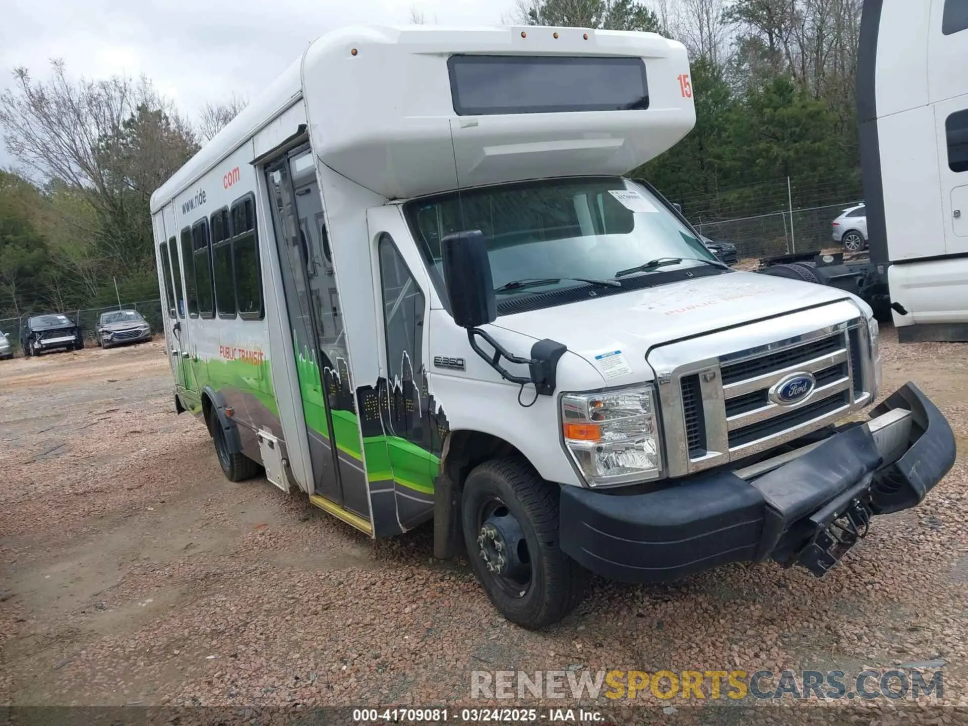 1 Photograph of a damaged car 1FDEE3FS7KDC59562 FORD E-350 CUTAWAY 2019