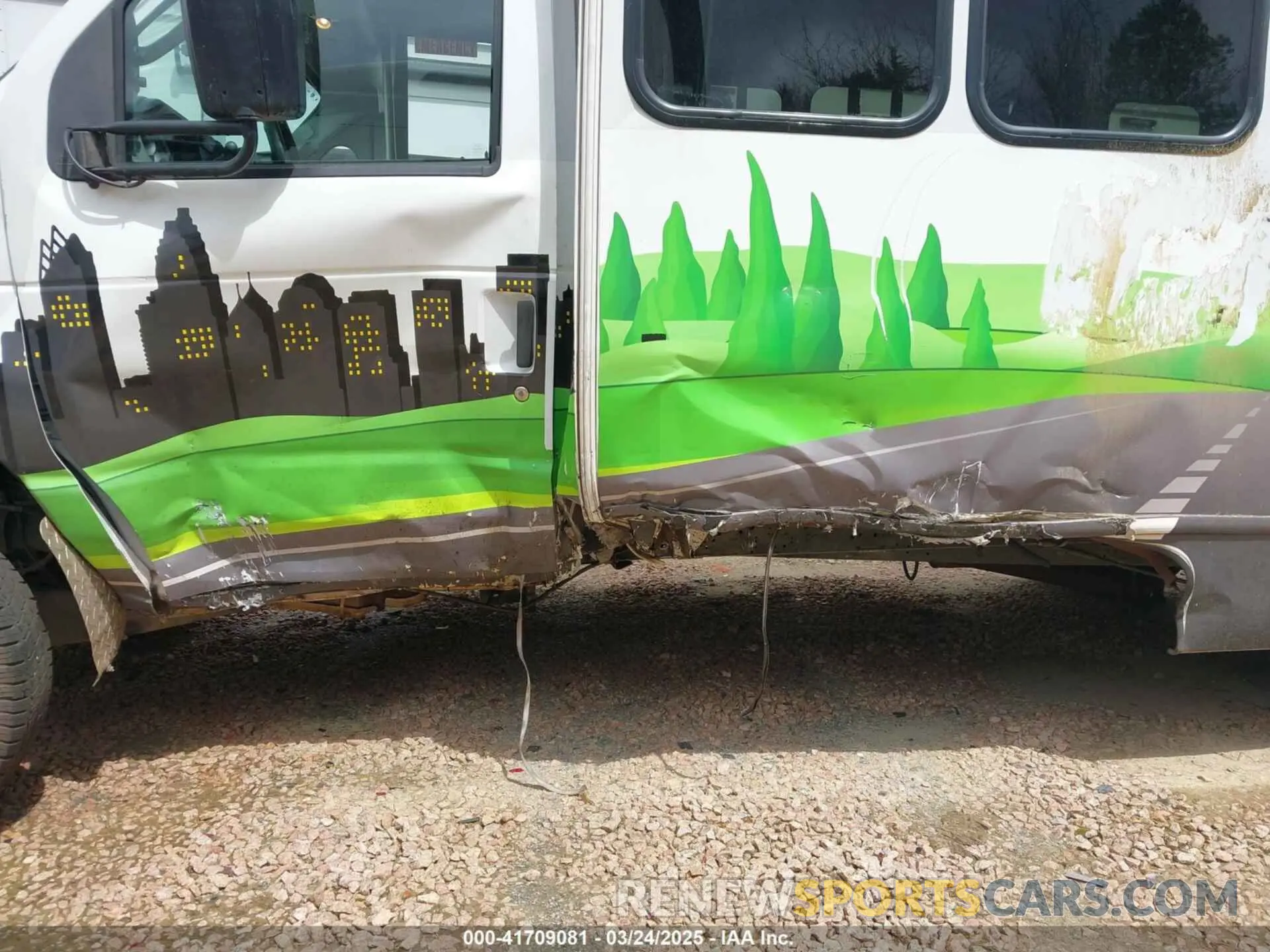11 Photograph of a damaged car 1FDEE3FS7KDC59562 FORD E-350 CUTAWAY 2019
