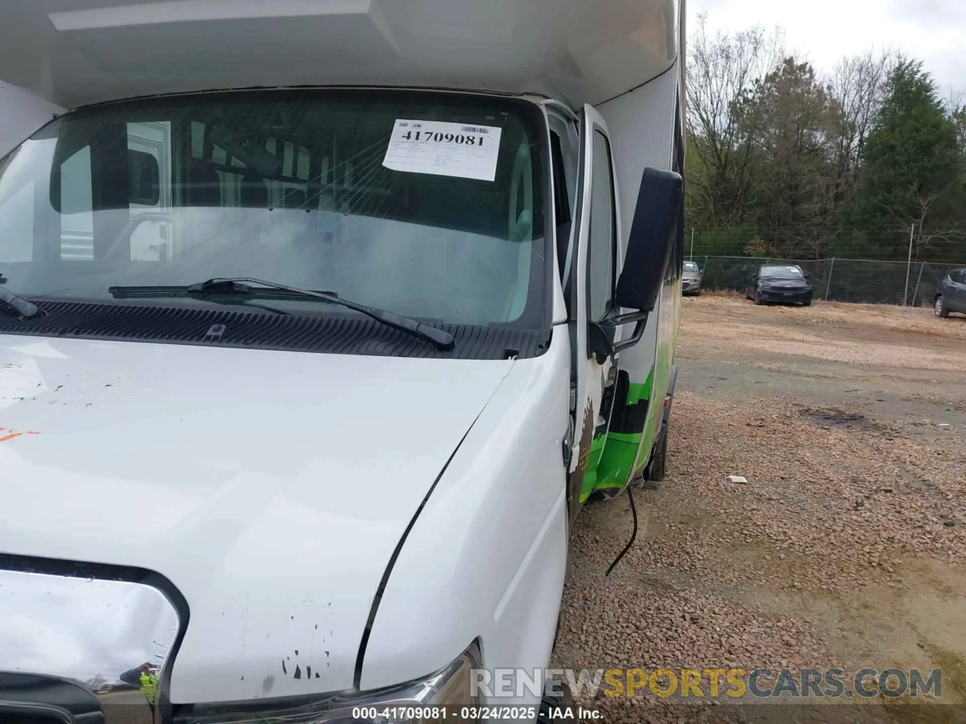 13 Photograph of a damaged car 1FDEE3FS7KDC59562 FORD E-350 CUTAWAY 2019