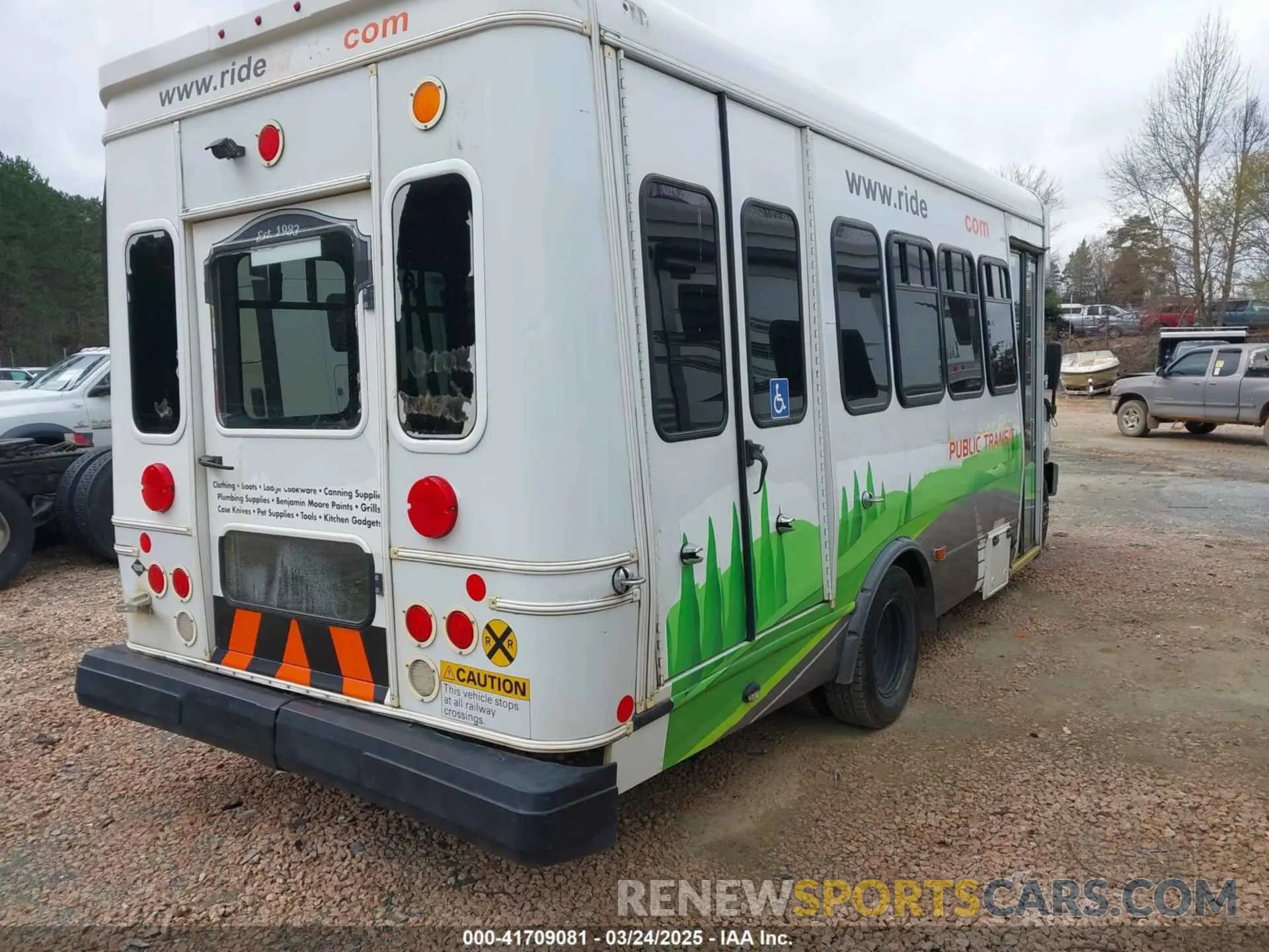 4 Photograph of a damaged car 1FDEE3FS7KDC59562 FORD E-350 CUTAWAY 2019