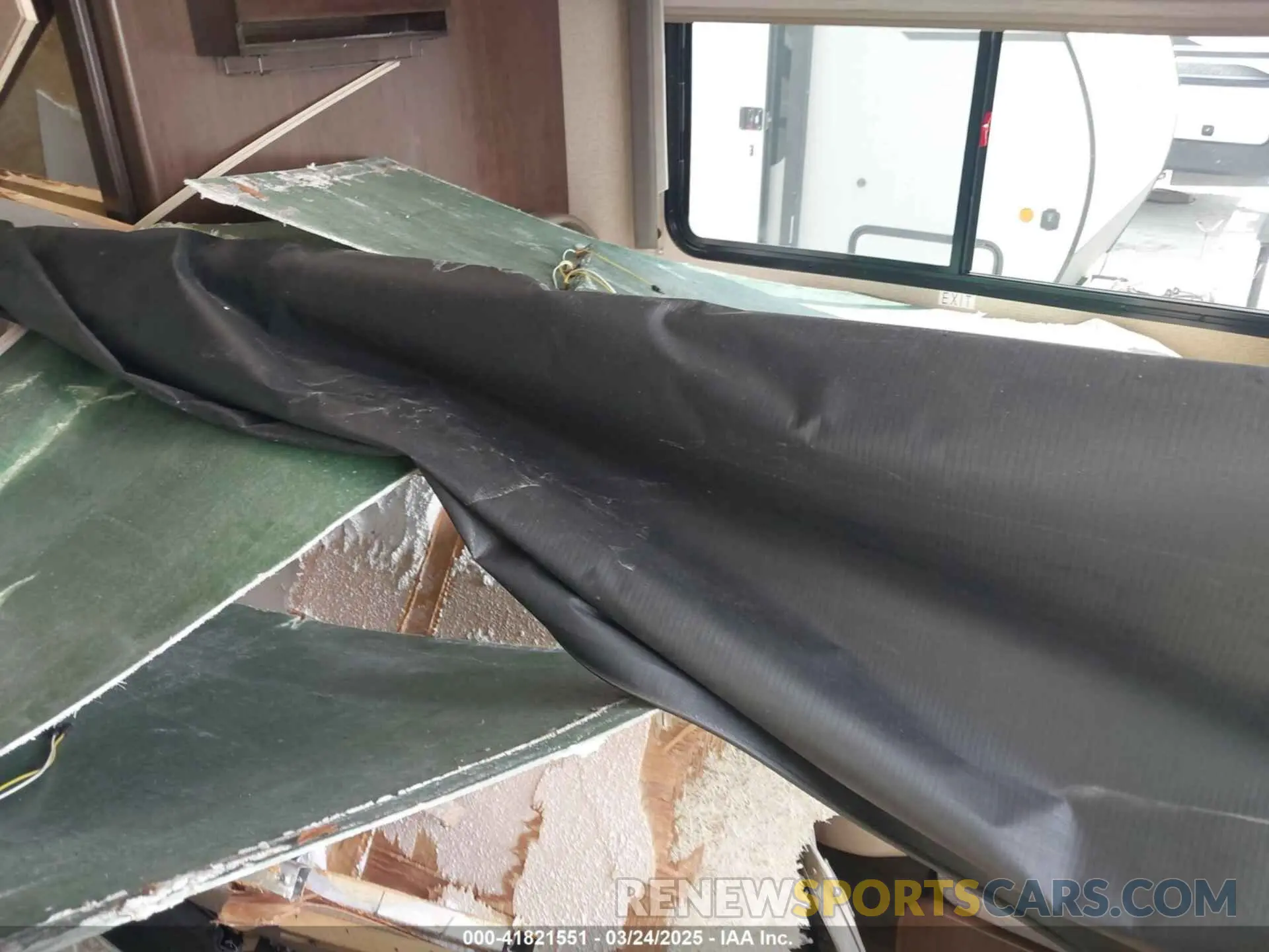 12 Photograph of a damaged car 1FDWE3FS0KDC25208 FORD E-350 CUTAWAY 2019