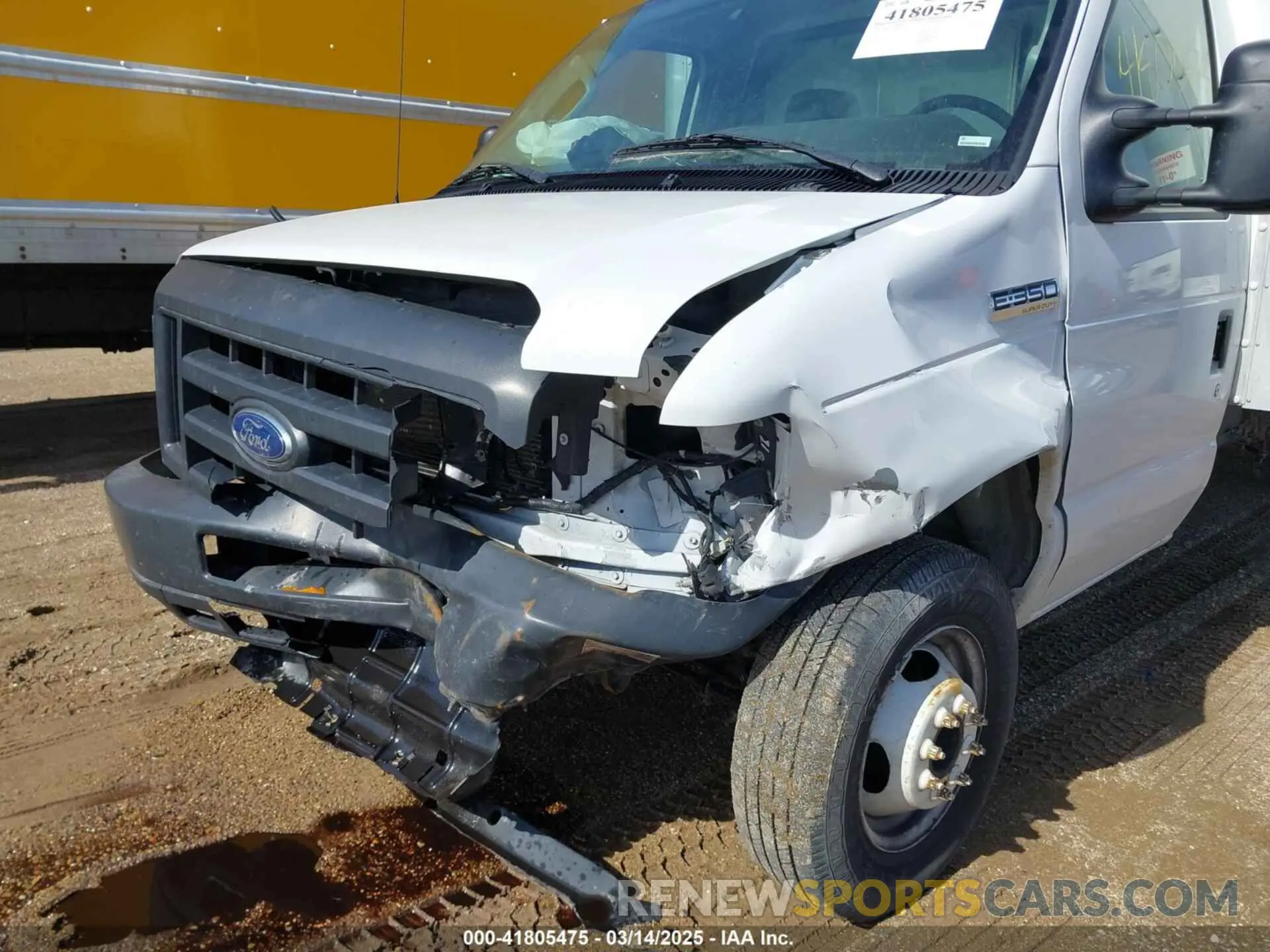 6 Photograph of a damaged car 1FDWE3FSXKDC02583 FORD E-350 CUTAWAY 2019
