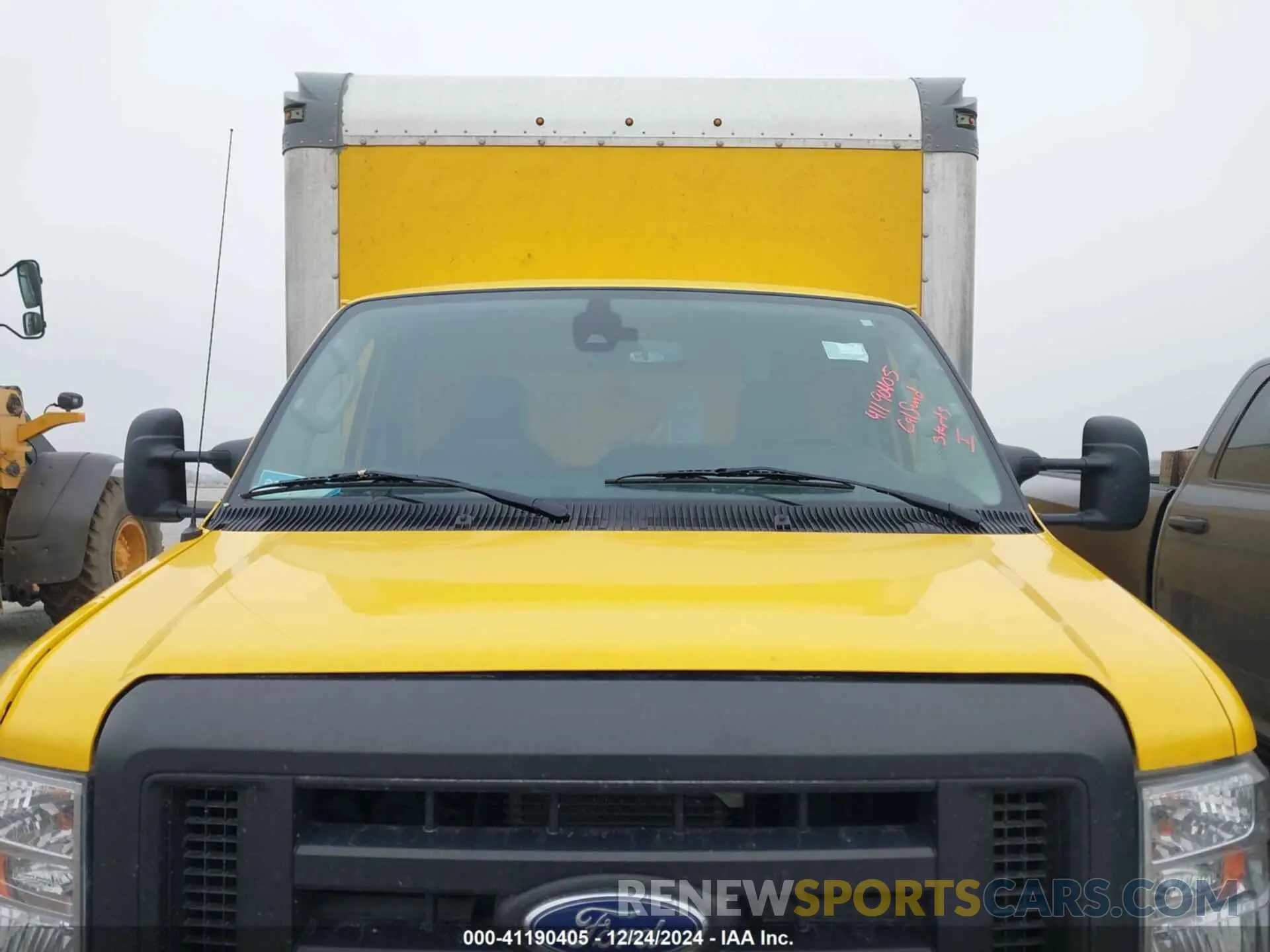 11 Photograph of a damaged car 1FDWE3FNXMDC10325 FORD E-350 CUTAWAY 2021