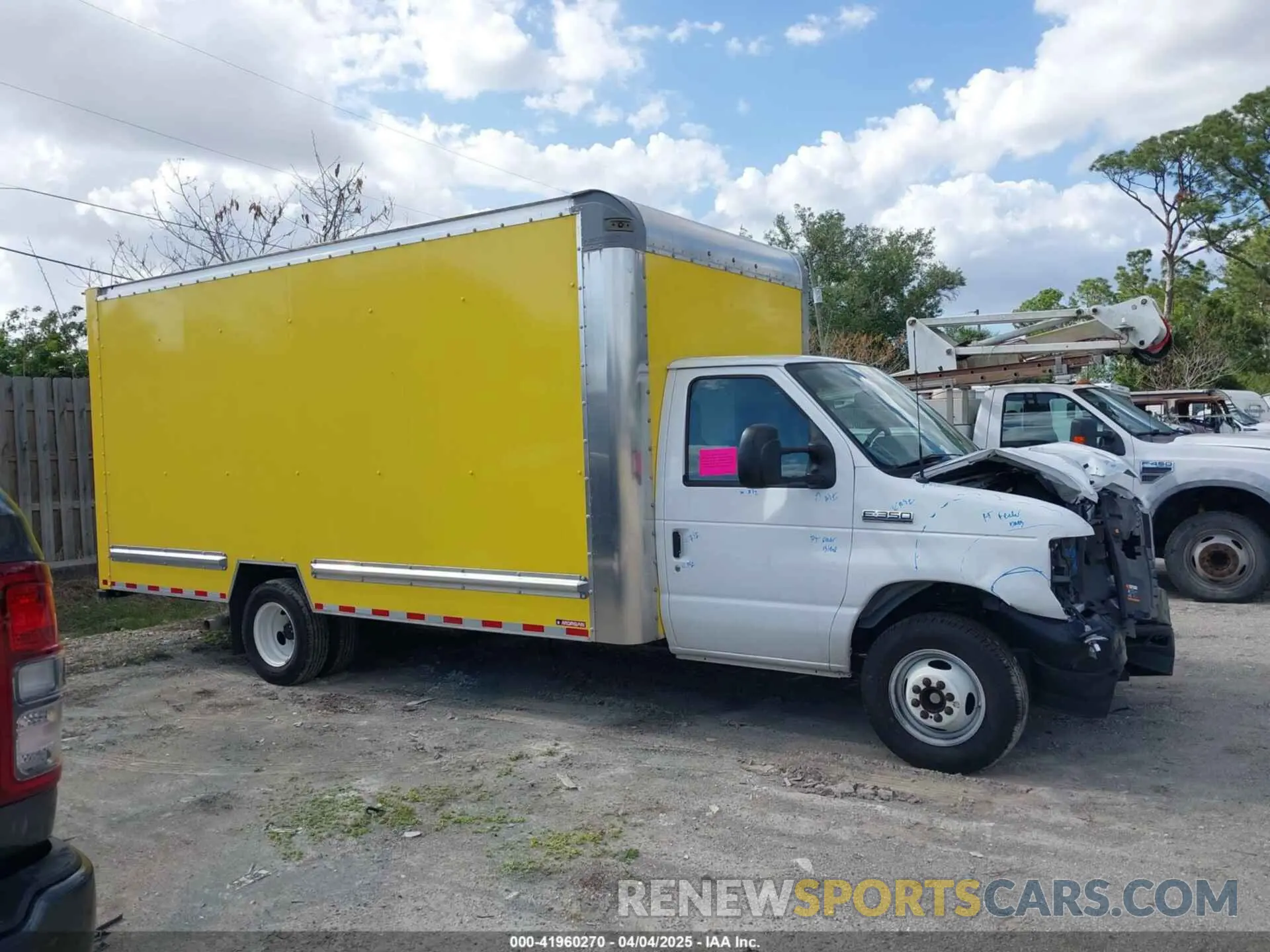 13 Photograph of a damaged car 1FDWE3FK7PDD24406 FORD E-350 CUTAWAY 2023