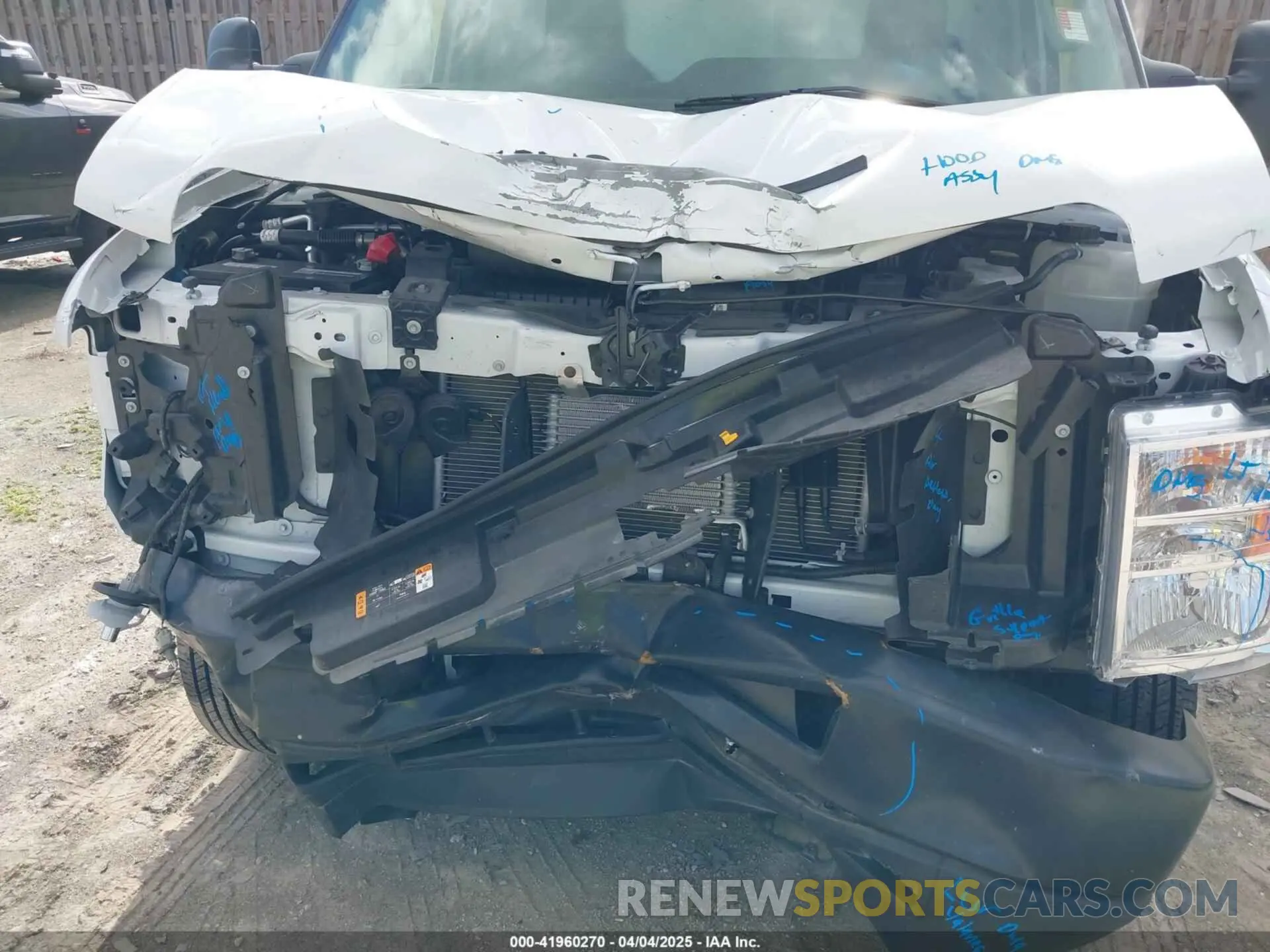 6 Photograph of a damaged car 1FDWE3FK7PDD24406 FORD E-350 CUTAWAY 2023