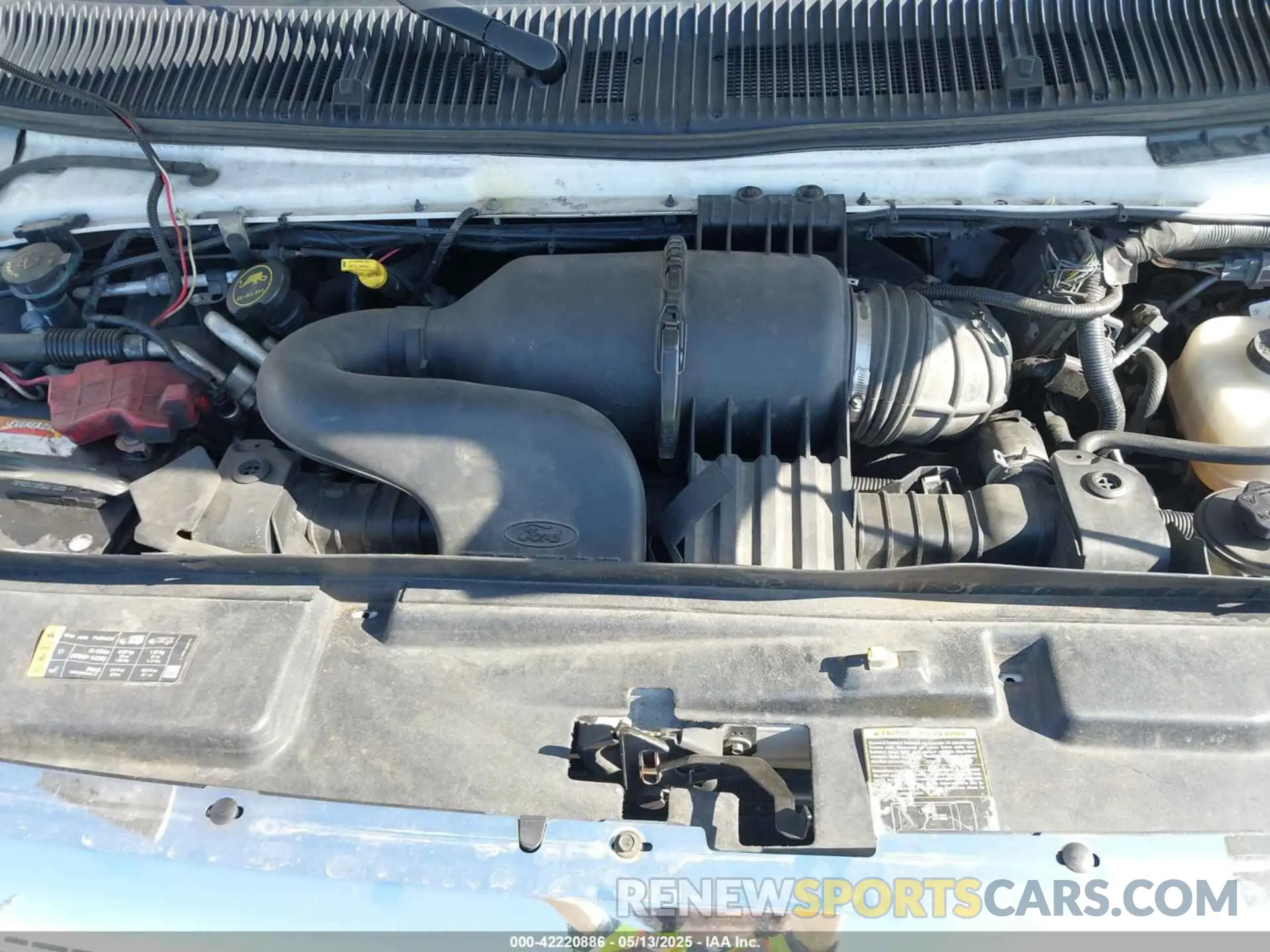9 Photograph of a damaged car 1FDFE4FS0KDC56688 FORD E-450 CUTAWAY 2019