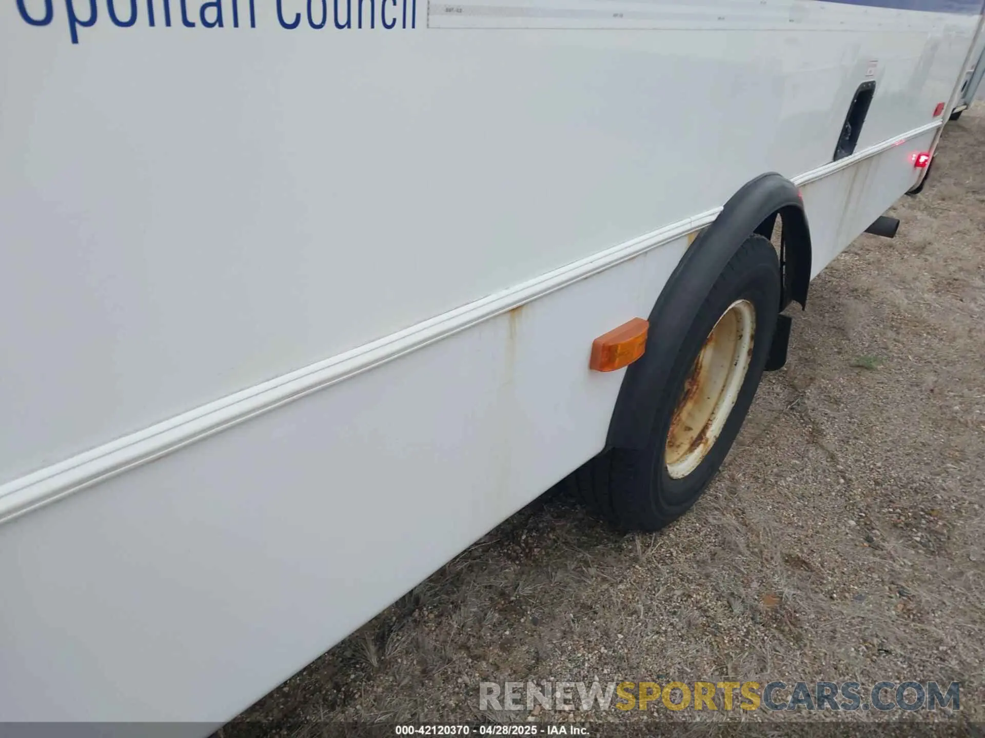 11 Photograph of a damaged car 1FDFE4FS1KDC31024 FORD E-450 CUTAWAY 2019