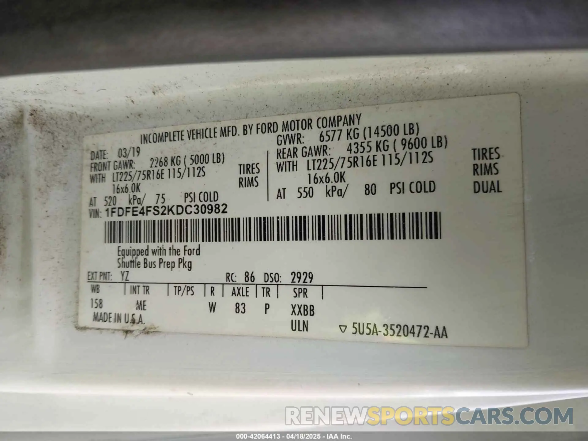 8 Photograph of a damaged car 1FDFE4FS2KDC30982 FORD E-450 CUTAWAY 2019