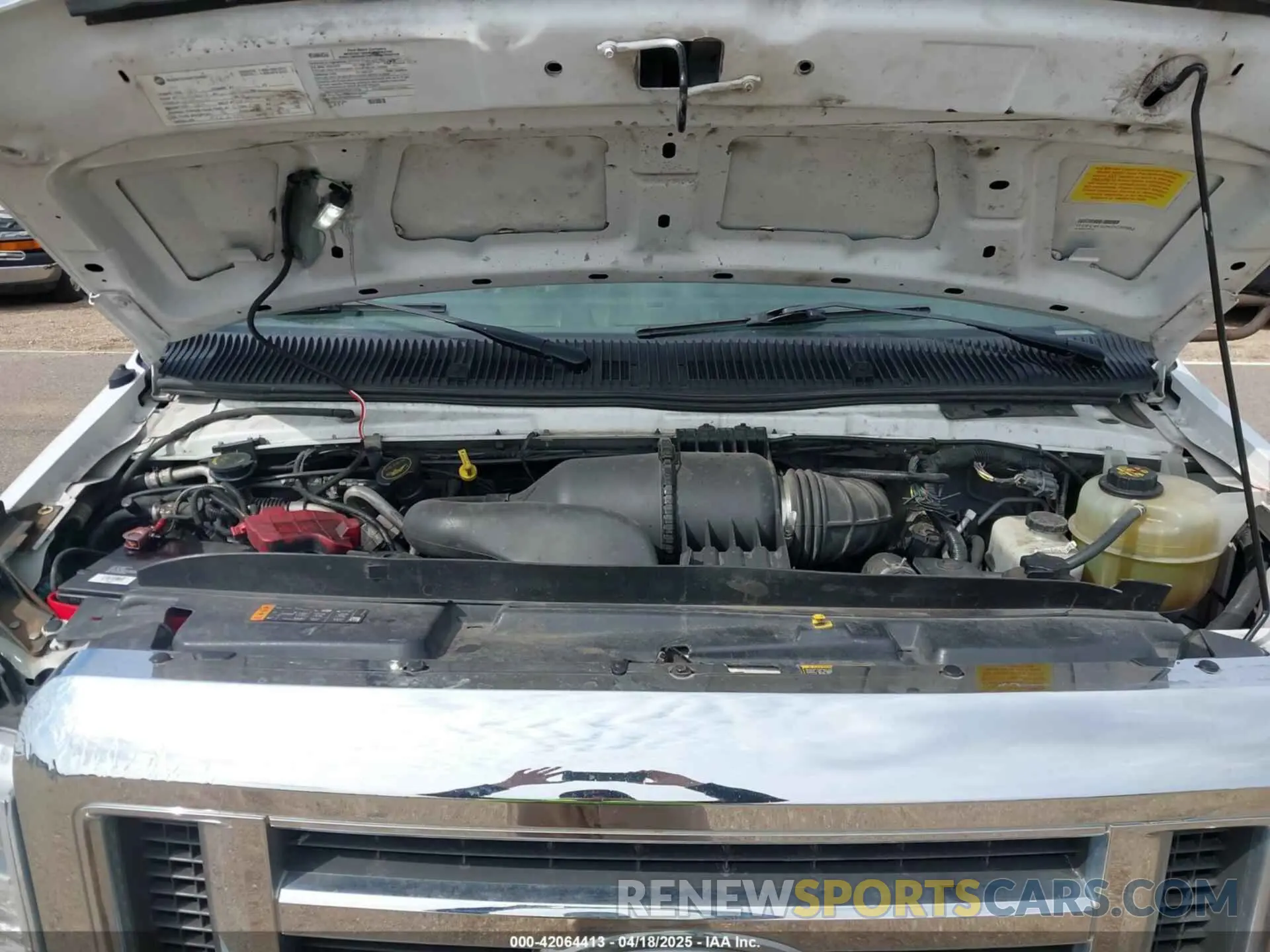 9 Photograph of a damaged car 1FDFE4FS2KDC30982 FORD E-450 CUTAWAY 2019