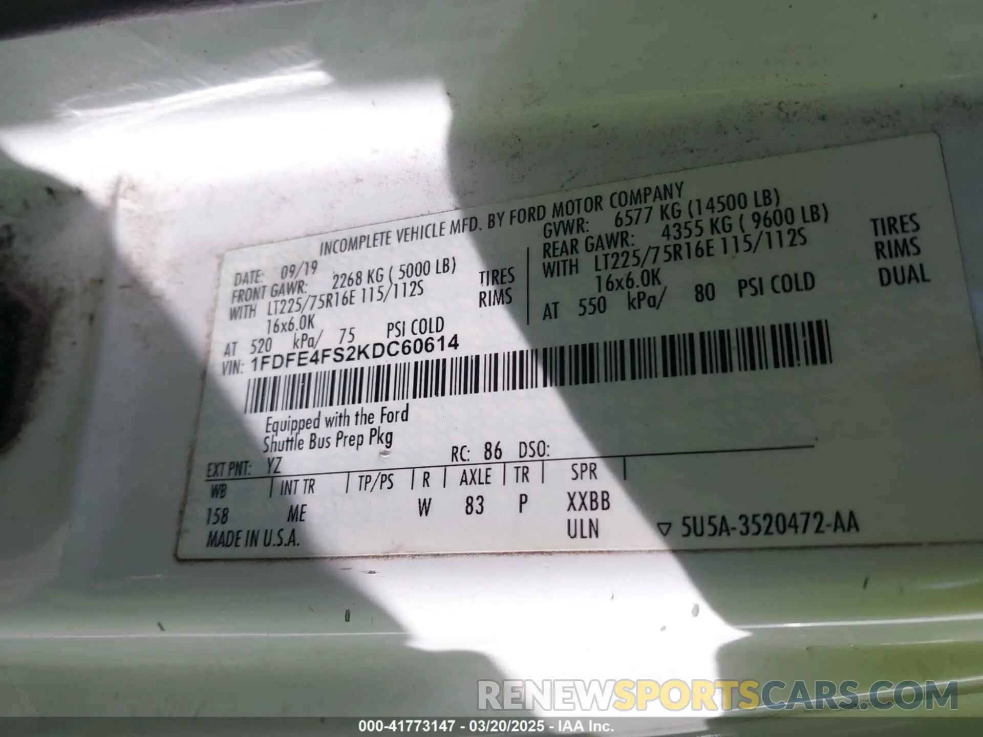 8 Photograph of a damaged car 1FDFE4FS2KDC60614 FORD E-450 CUTAWAY 2019