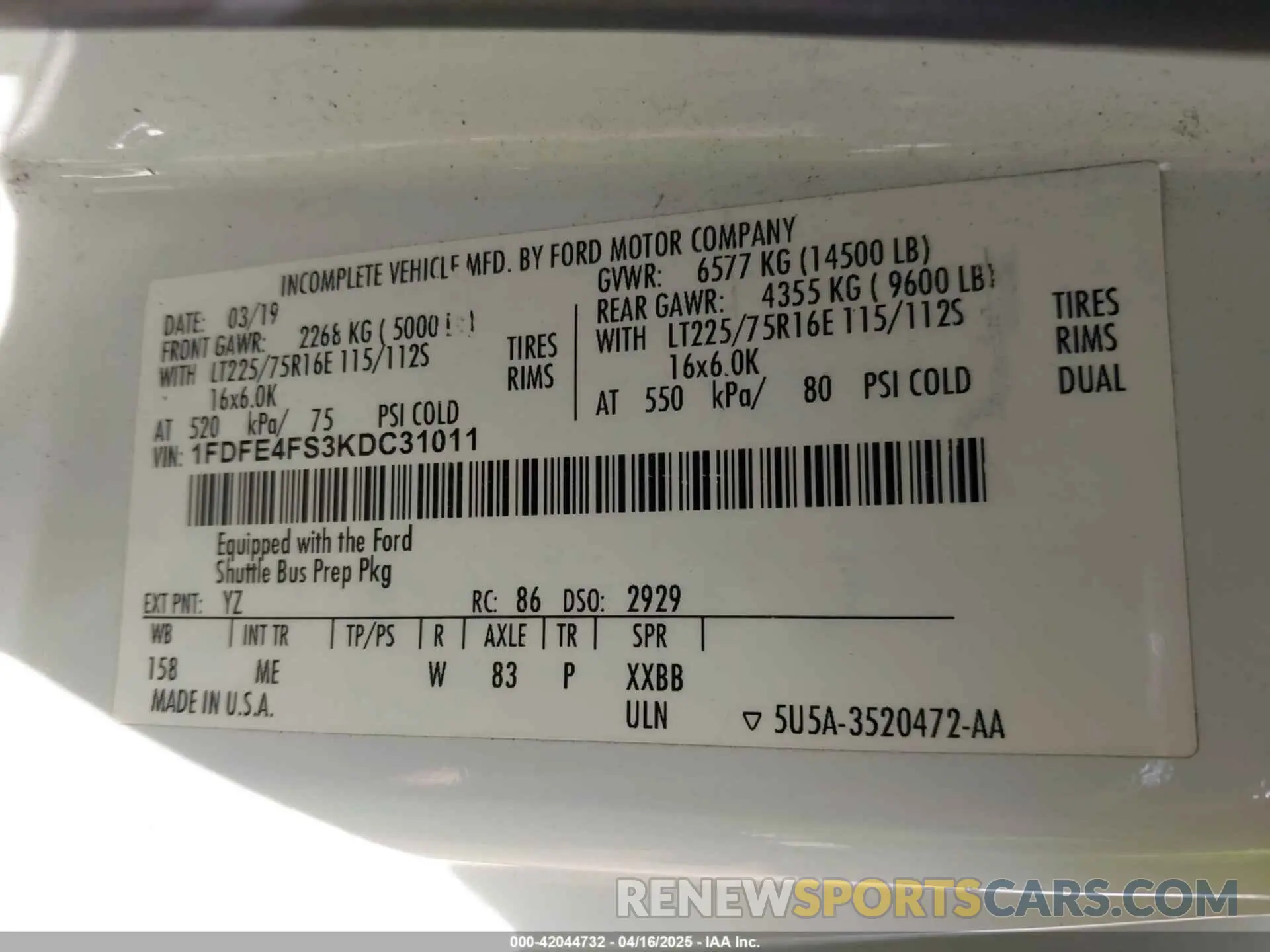 8 Photograph of a damaged car 1FDFE4FS3KDC31011 FORD E-450 CUTAWAY 2019