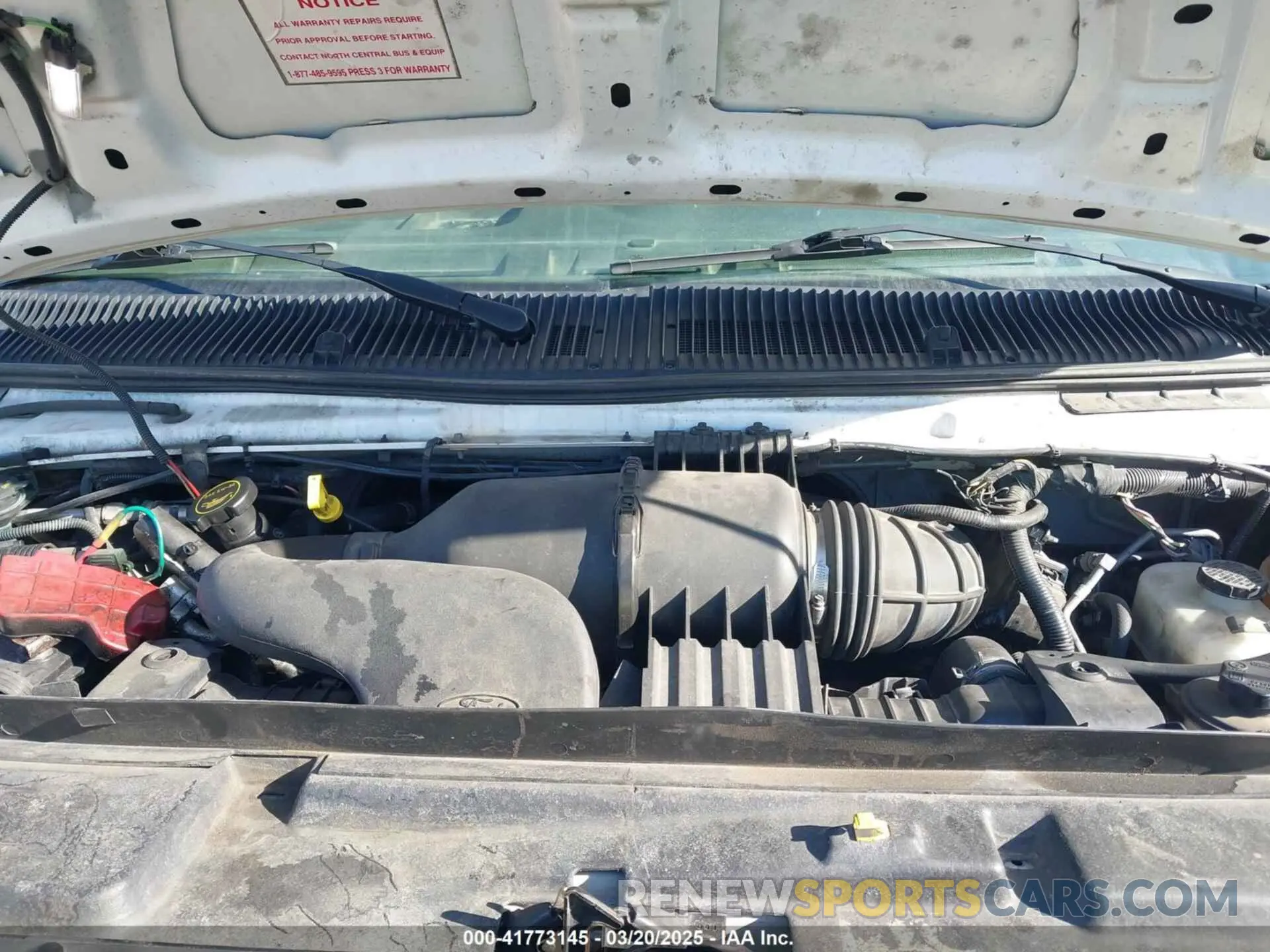 9 Photograph of a damaged car 1FDFE4FS4KDC31017 FORD E-450 CUTAWAY 2019