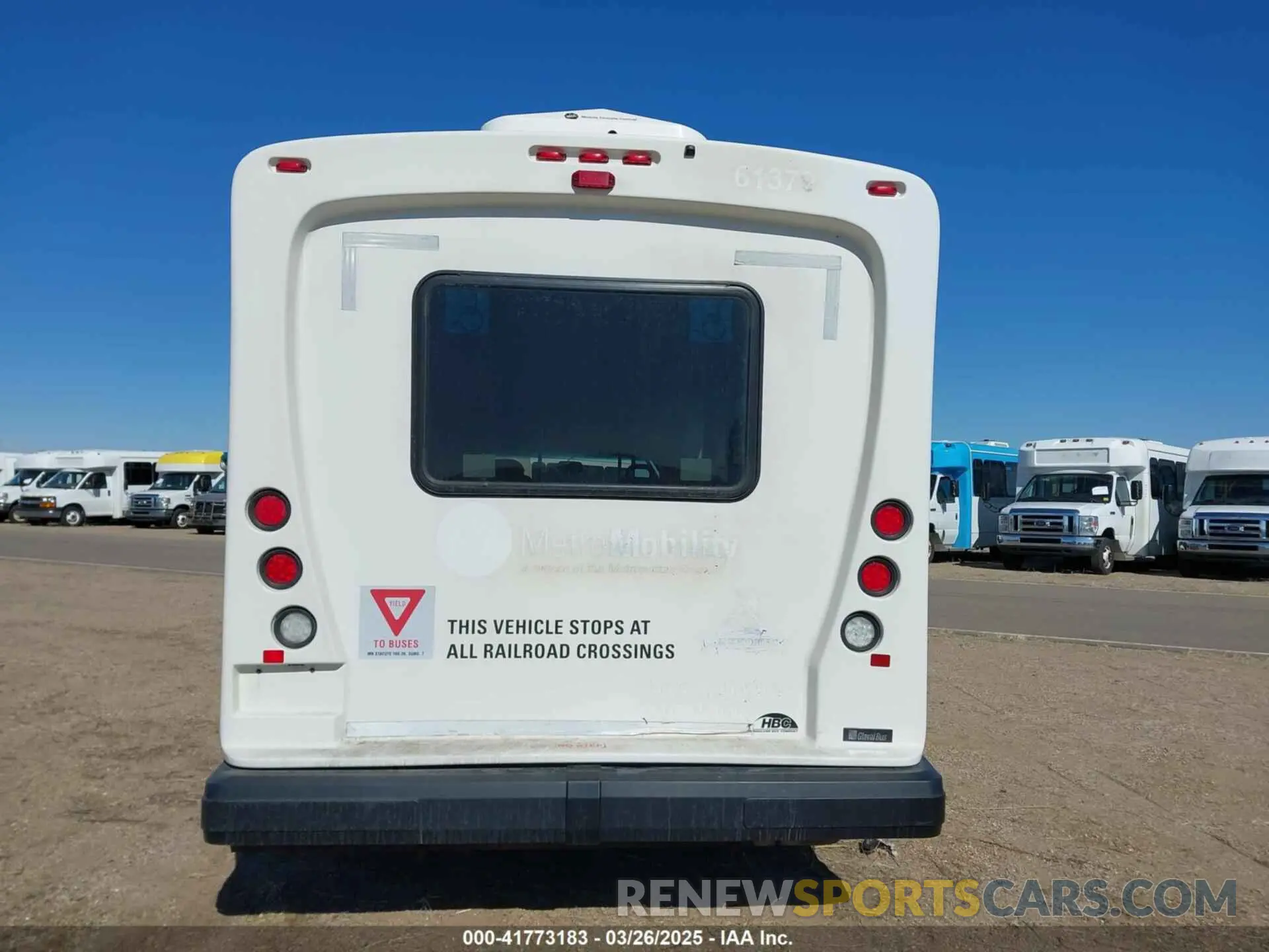 15 Photograph of a damaged car 1FDFE4FS5KDC32046 FORD E-450 CUTAWAY 2019
