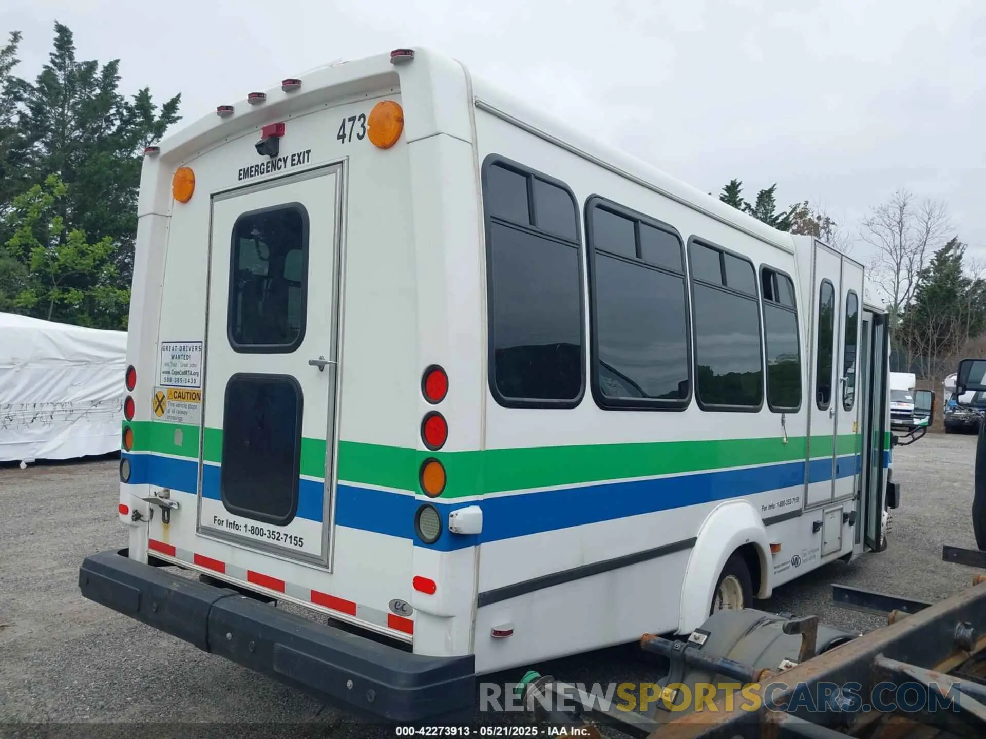 4 Photograph of a damaged car 1FDFE4FS5KDC35755 FORD E-450 CUTAWAY 2019