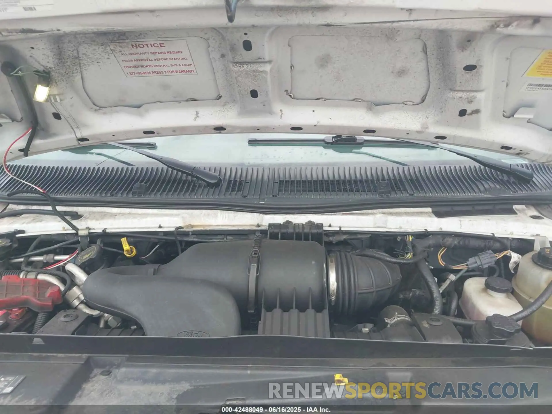 9 Photograph of a damaged car 1FDFE4FS5KDC56153 FORD E-450 CUTAWAY 2019