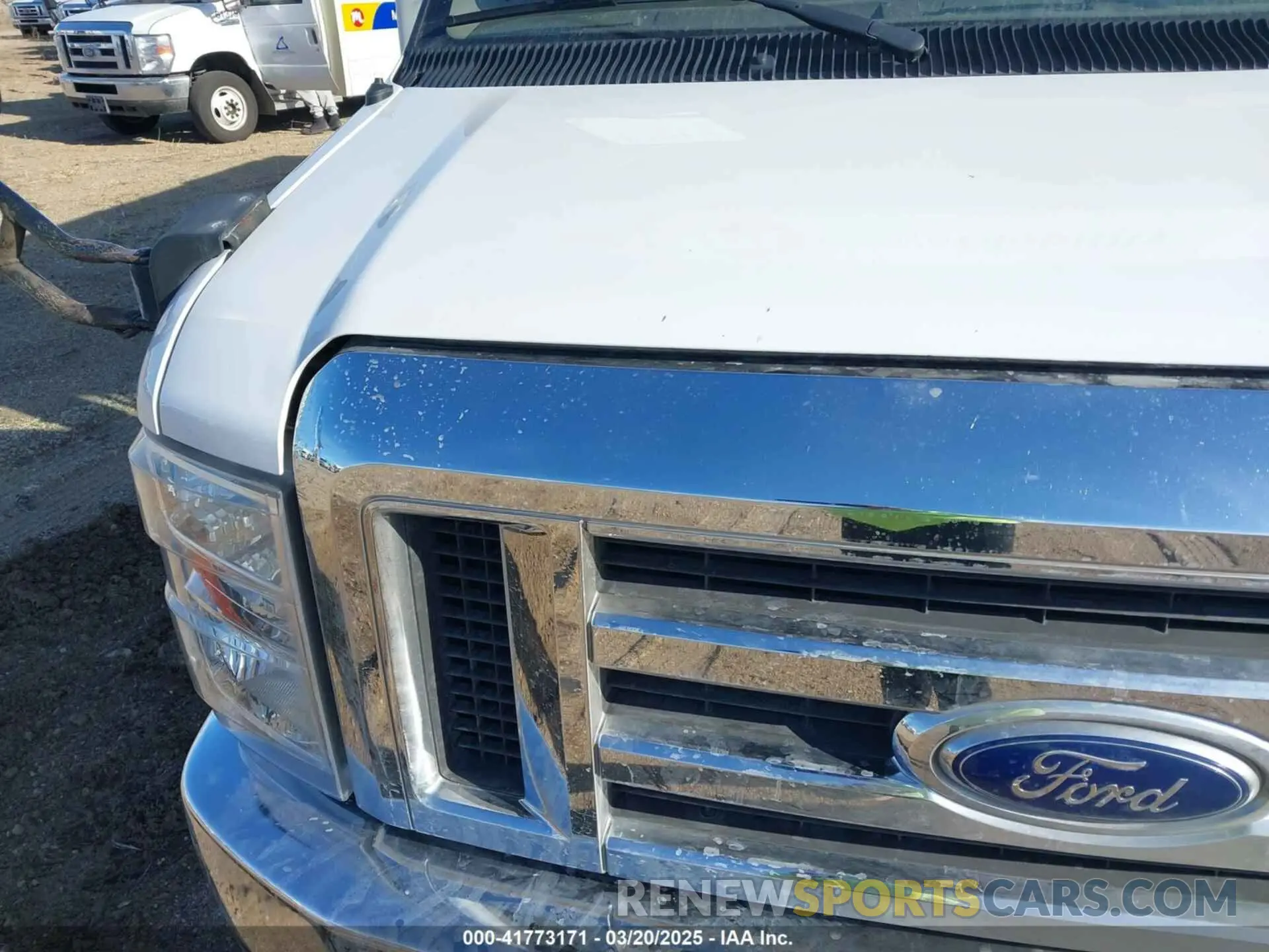 11 Photograph of a damaged car 1FDFE4FS7KDC59667 FORD E-450 CUTAWAY 2019