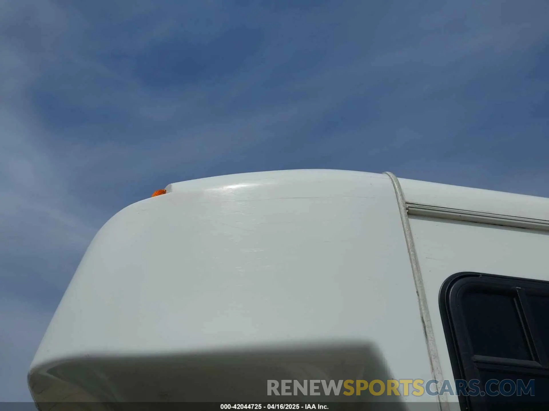 11 Photograph of a damaged car 1FDFE4FS8KDC32025 FORD E-450 CUTAWAY 2019