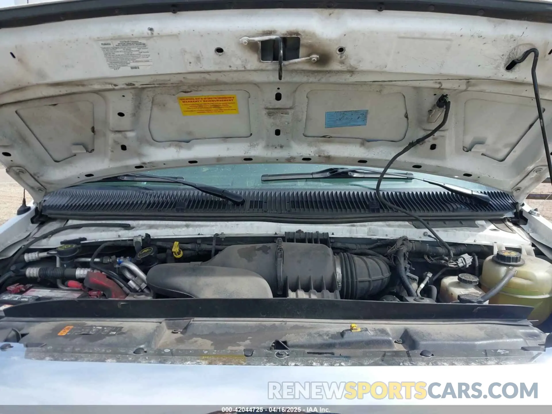 9 Photograph of a damaged car 1FDFE4FS8KDC32025 FORD E-450 CUTAWAY 2019