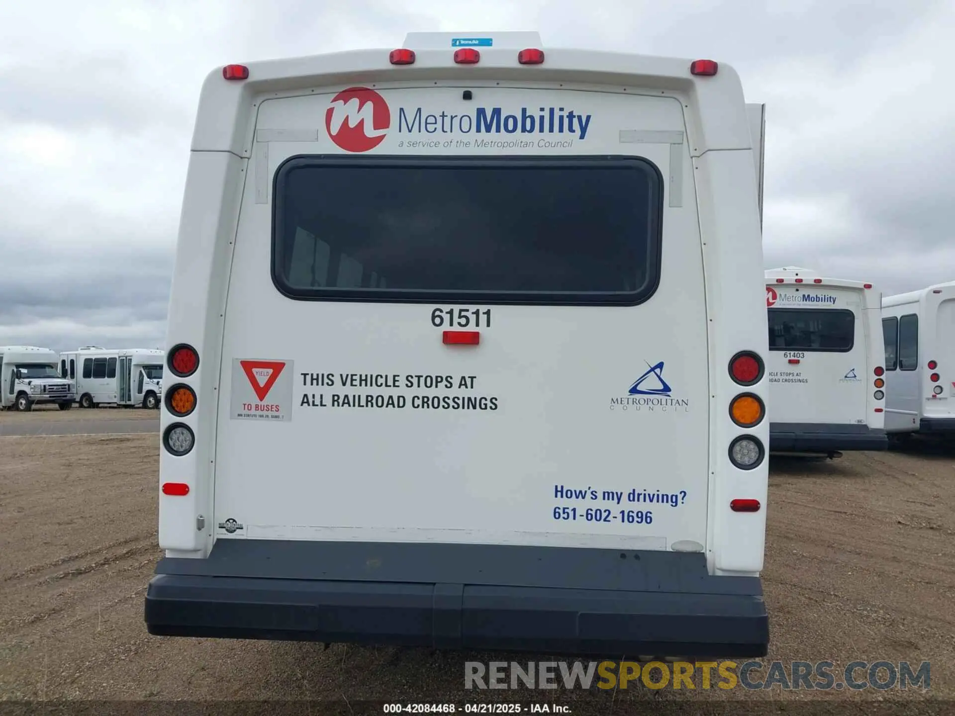 15 Photograph of a damaged car 1FDFE4FS9KDC30994 FORD E-450 CUTAWAY 2019