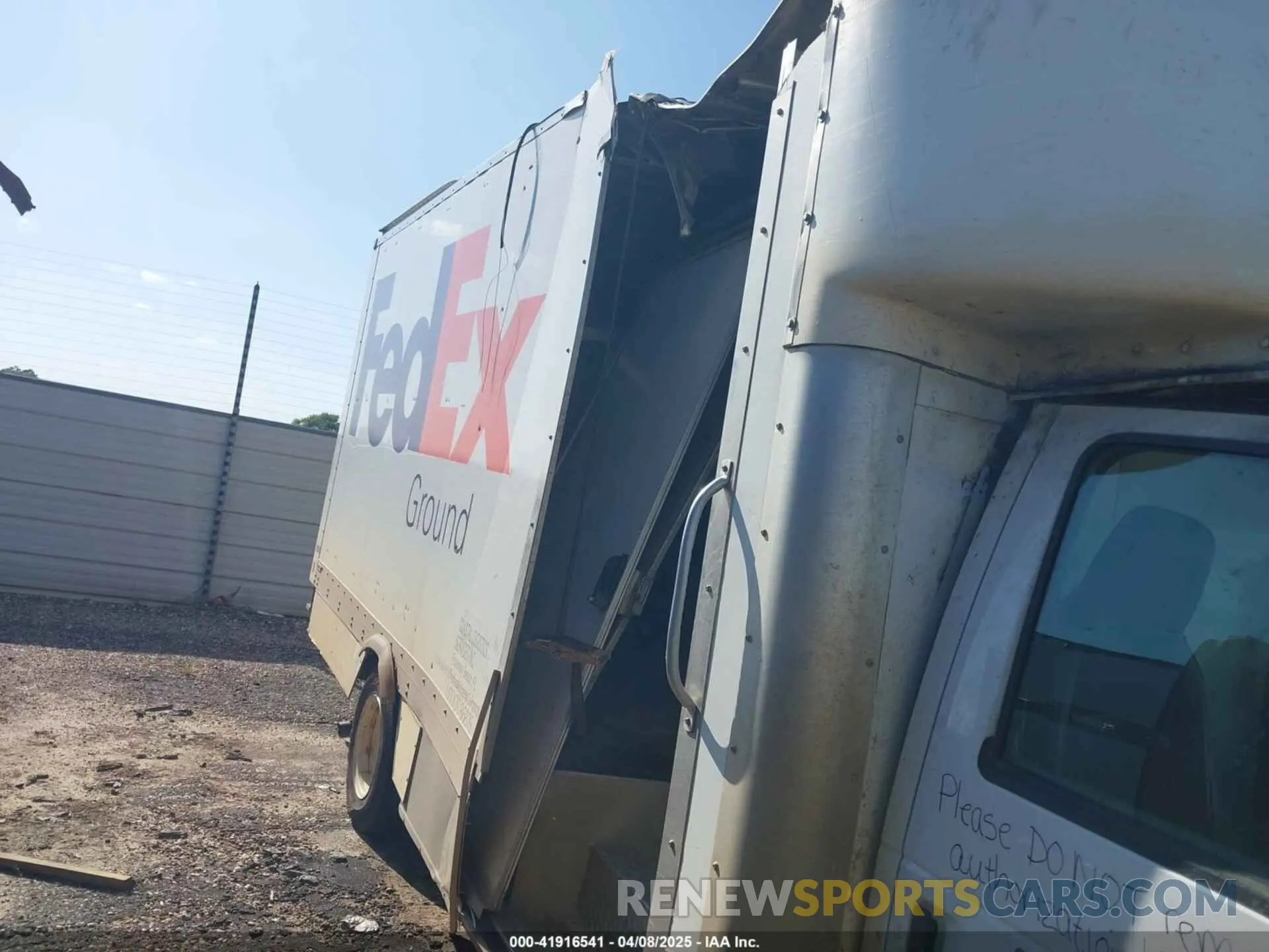 11 Photograph of a damaged car 1FDWE4F65KDC61128 FORD E-450 CUTAWAY 2019
