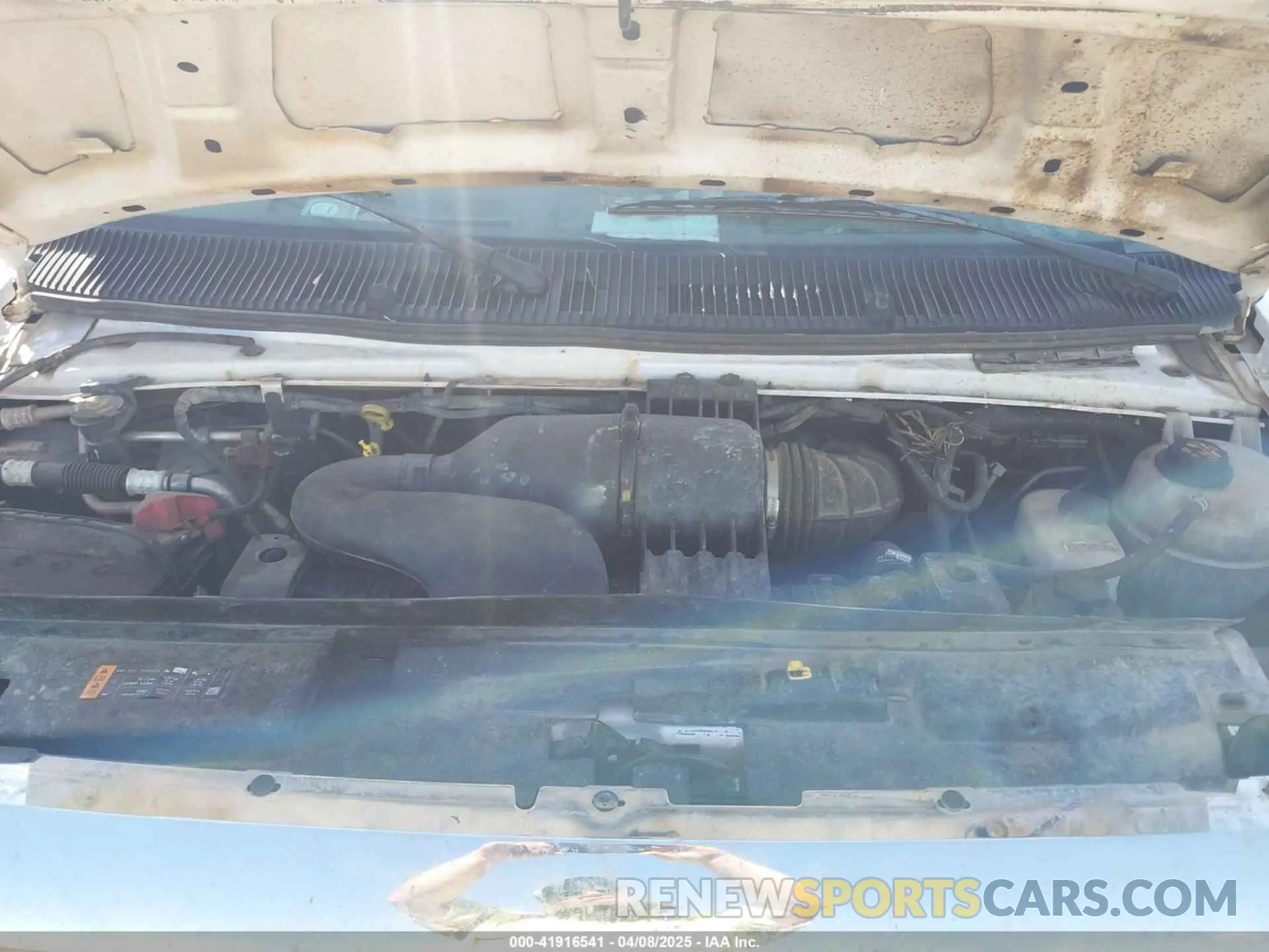 9 Photograph of a damaged car 1FDWE4F65KDC61128 FORD E-450 CUTAWAY 2019