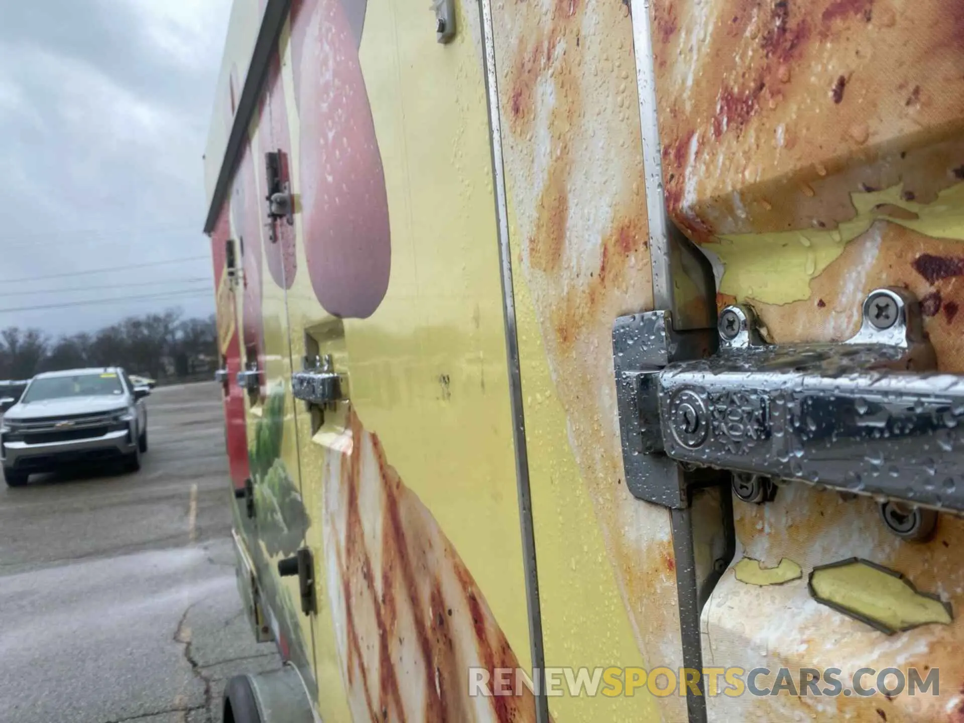 13 Photograph of a damaged car 1FDXE4FS4KDC16859 FORD E-450 CUTAWAY 2019