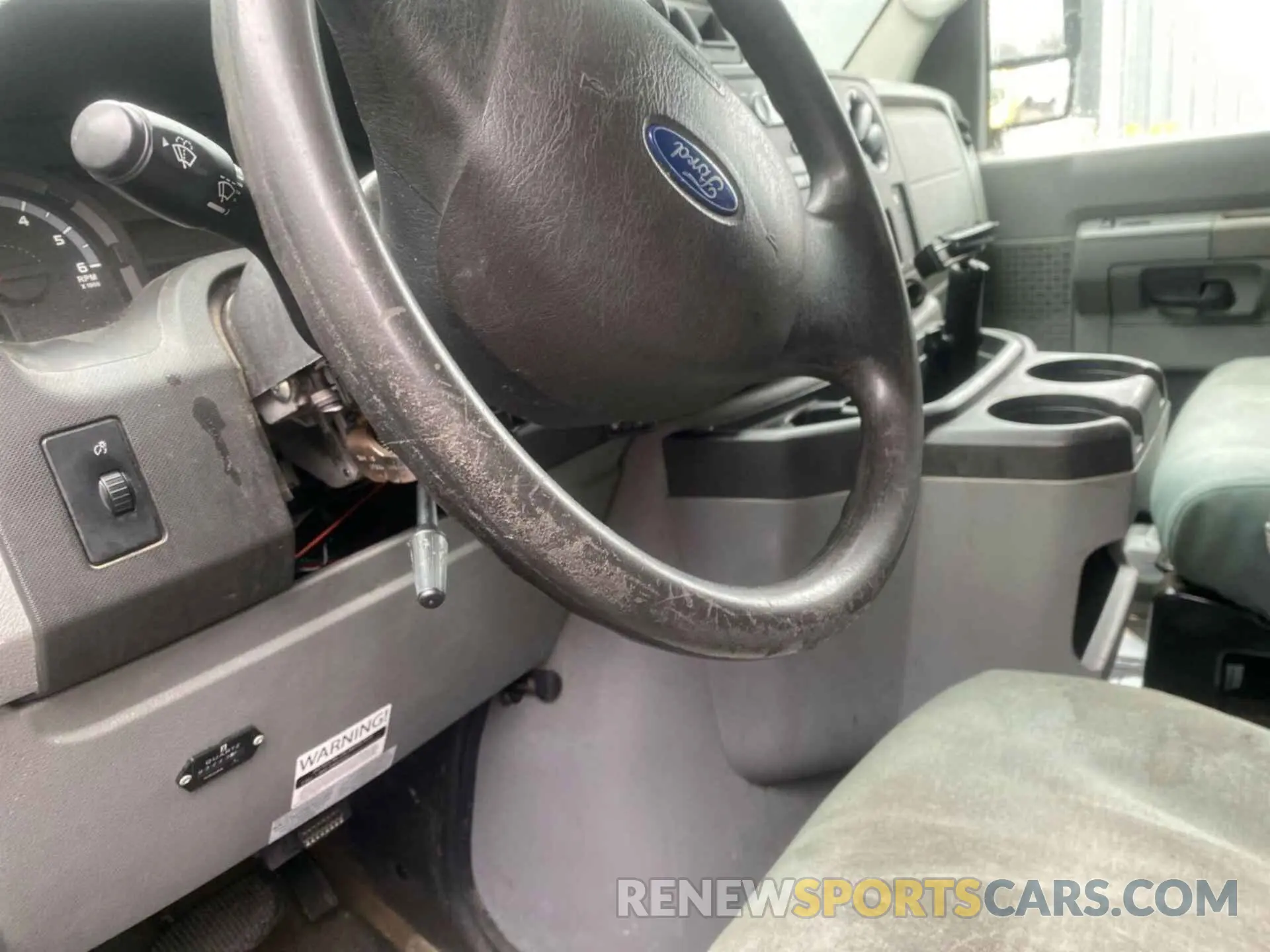 15 Photograph of a damaged car 1FDXE4FS4KDC16859 FORD E-450 CUTAWAY 2019