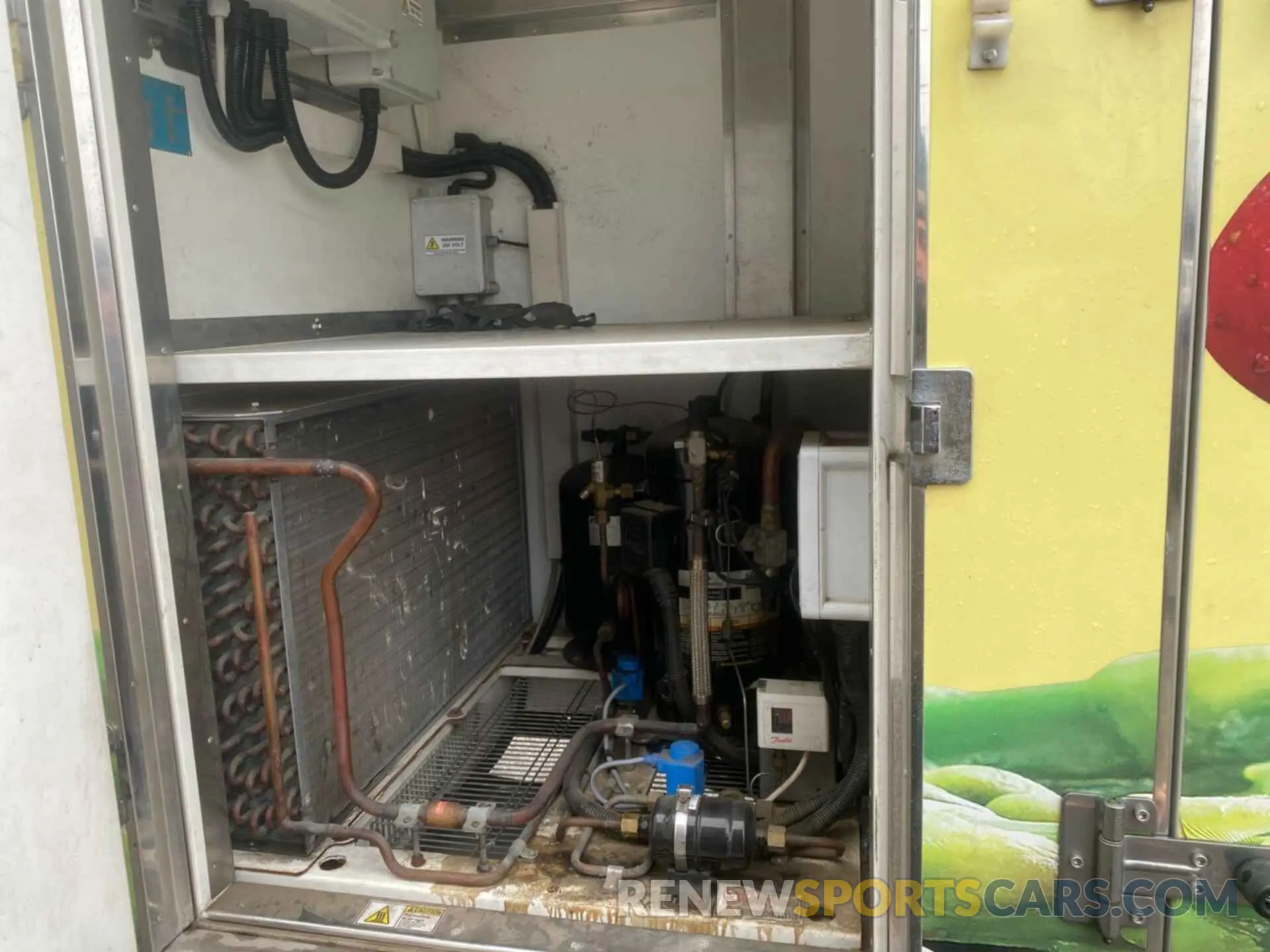 23 Photograph of a damaged car 1FDXE4FS4KDC16859 FORD E-450 CUTAWAY 2019