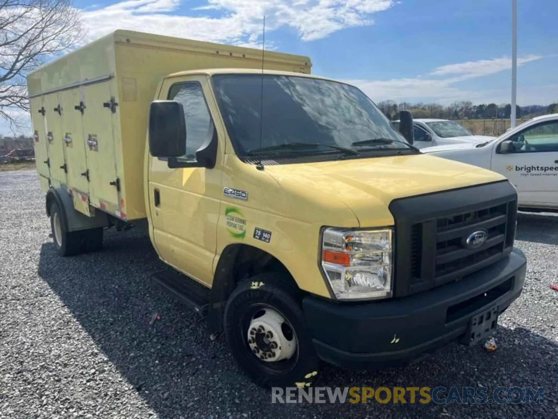 16 Photograph of a damaged car 1FDXE4FS4KDC53538 FORD E-450 CUTAWAY 2019