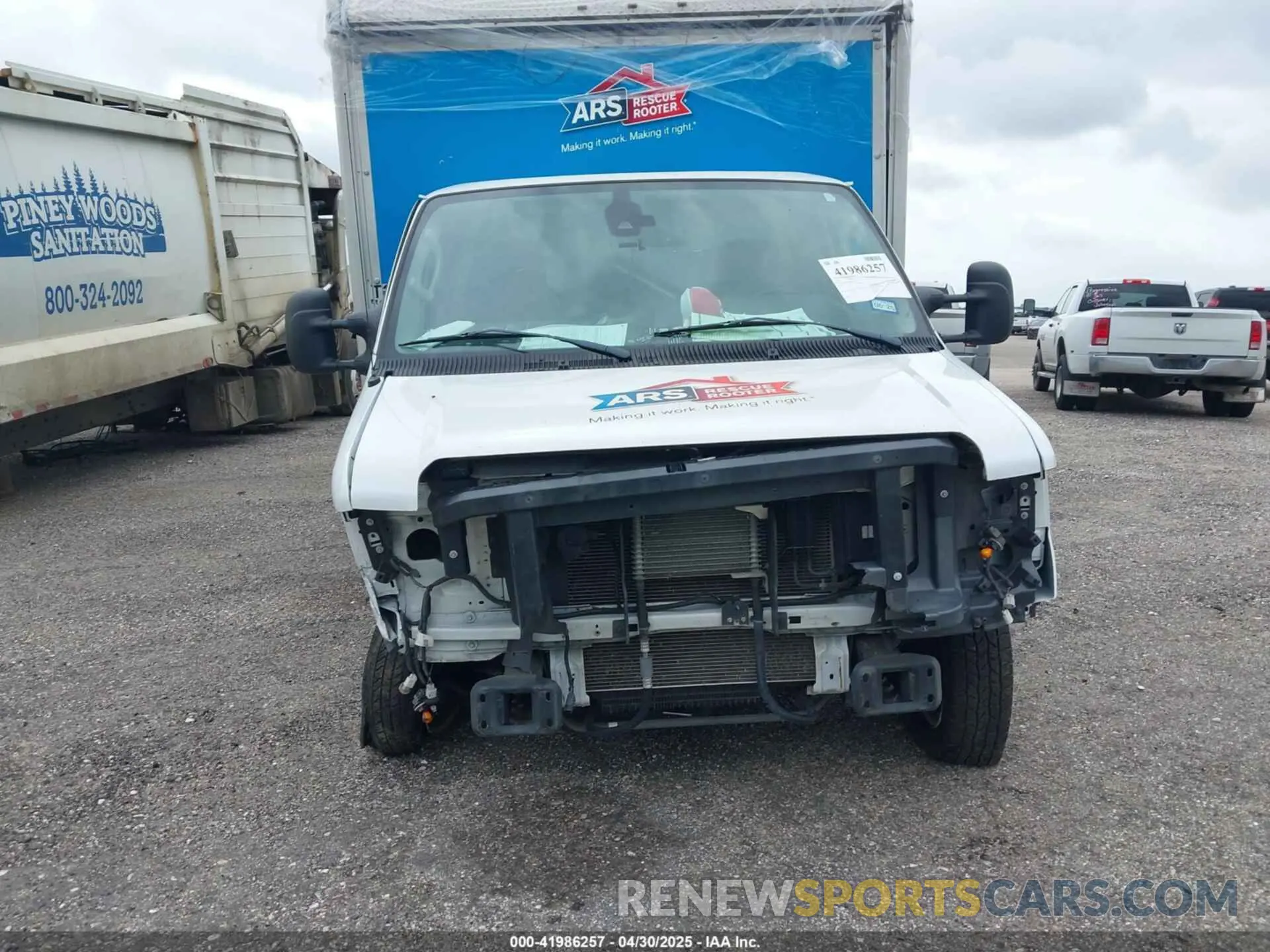 12 Photograph of a damaged car 1FDXE4FN0NDC11589 FORD E-450 CUTAWAY 2022