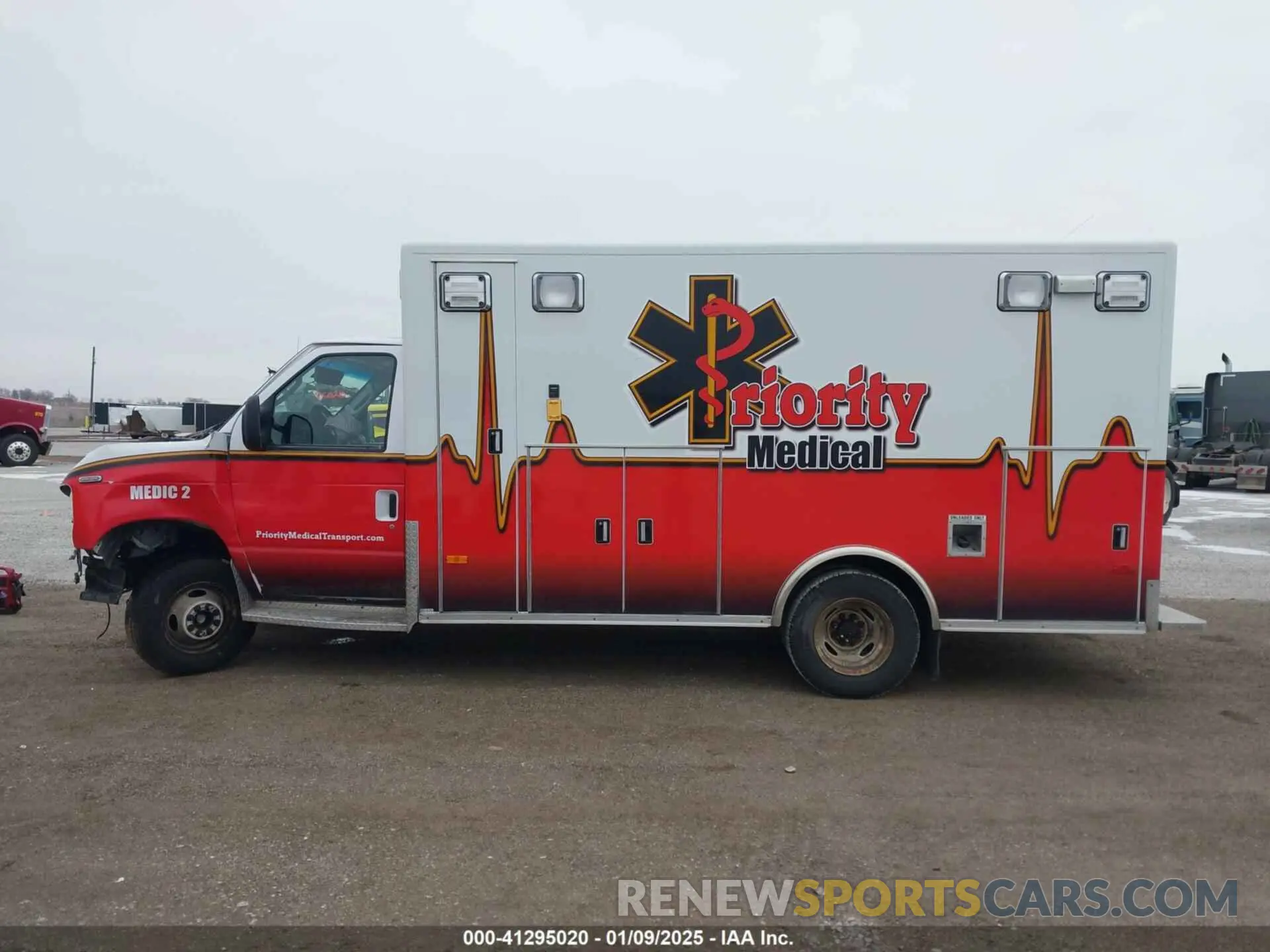 18 Photograph of a damaged car 1FDXE4FN2NDC16129 FORD E-450 CUTAWAY 2022