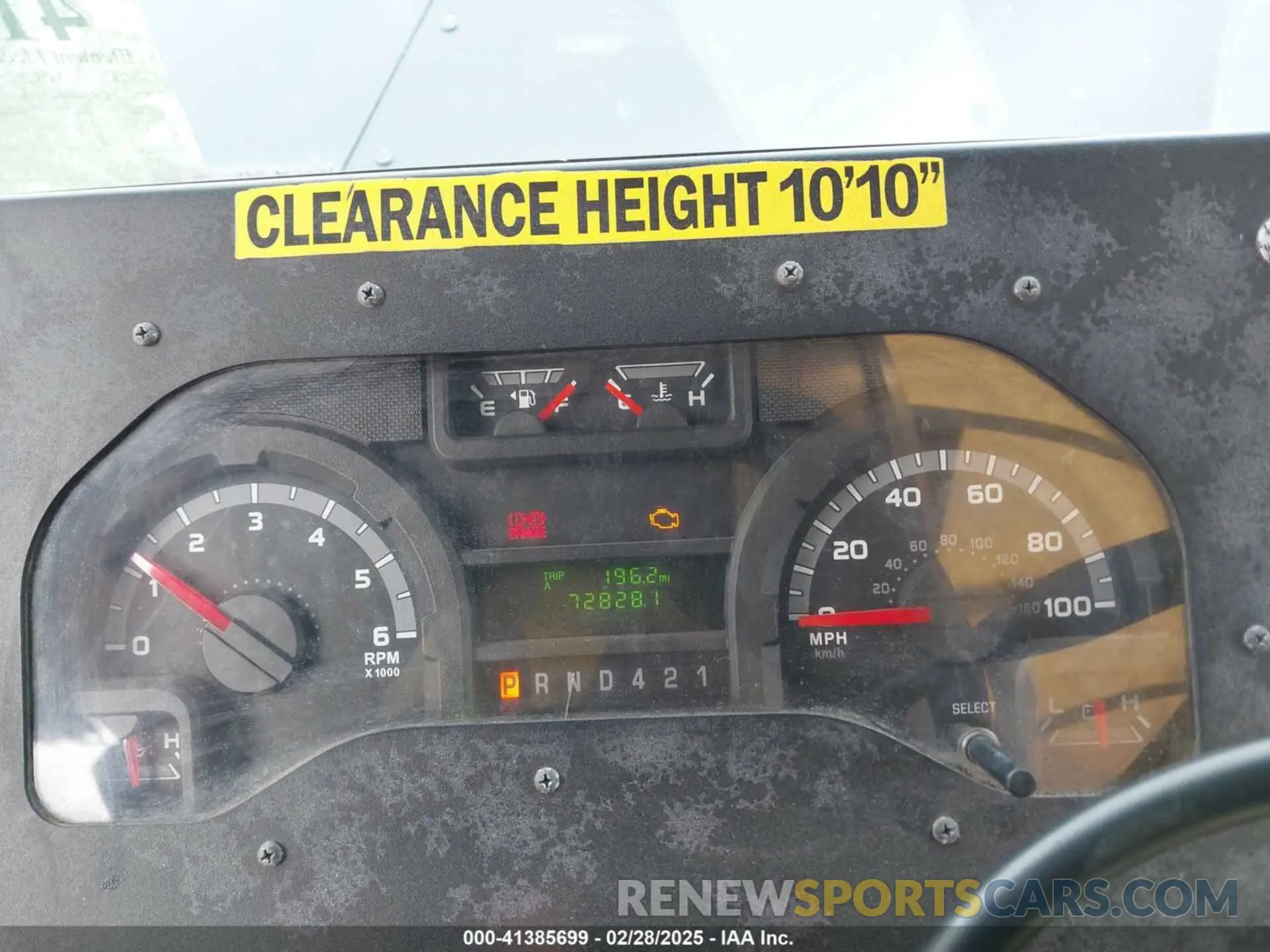 5 Photograph of a damaged car 1FC3E4K63KDC51596 FORD E-450 STRIPPED 2019