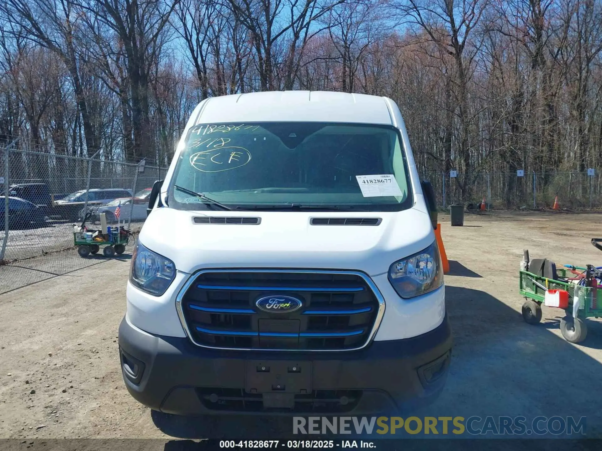 12 Photograph of a damaged car 1FTBW9CK0NKA63300 FORD E-TRANSIT-350 2022