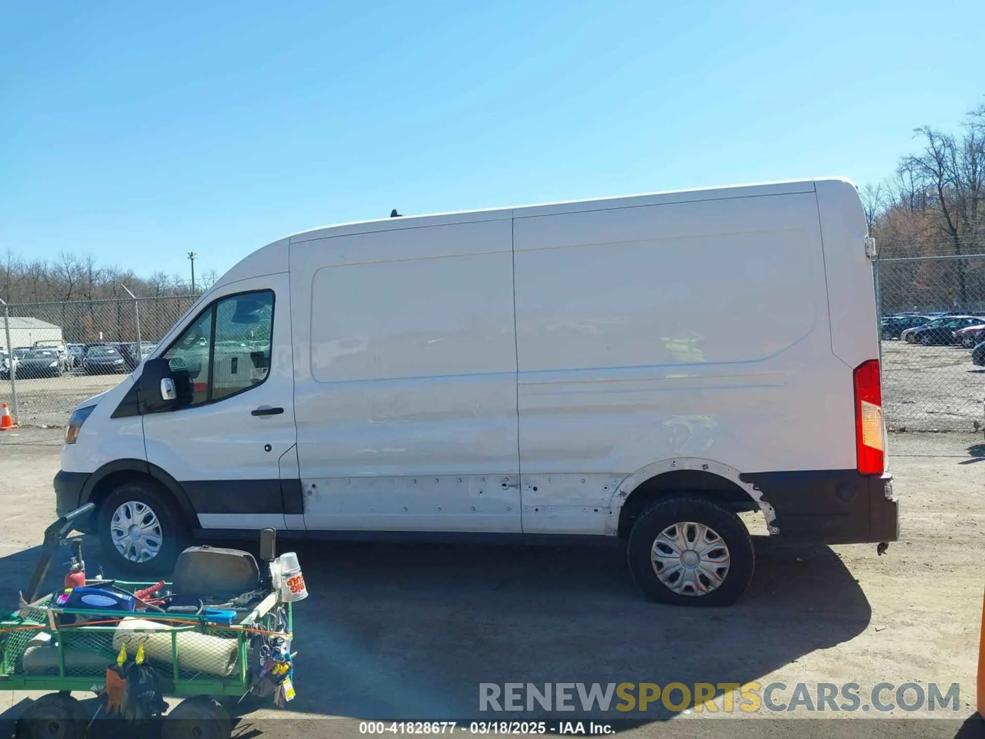 14 Photograph of a damaged car 1FTBW9CK0NKA63300 FORD E-TRANSIT-350 2022