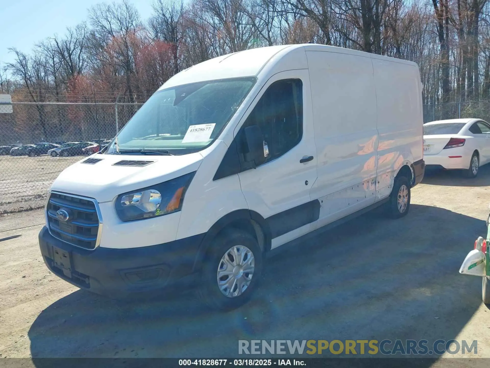 2 Photograph of a damaged car 1FTBW9CK0NKA63300 FORD E-TRANSIT-350 2022